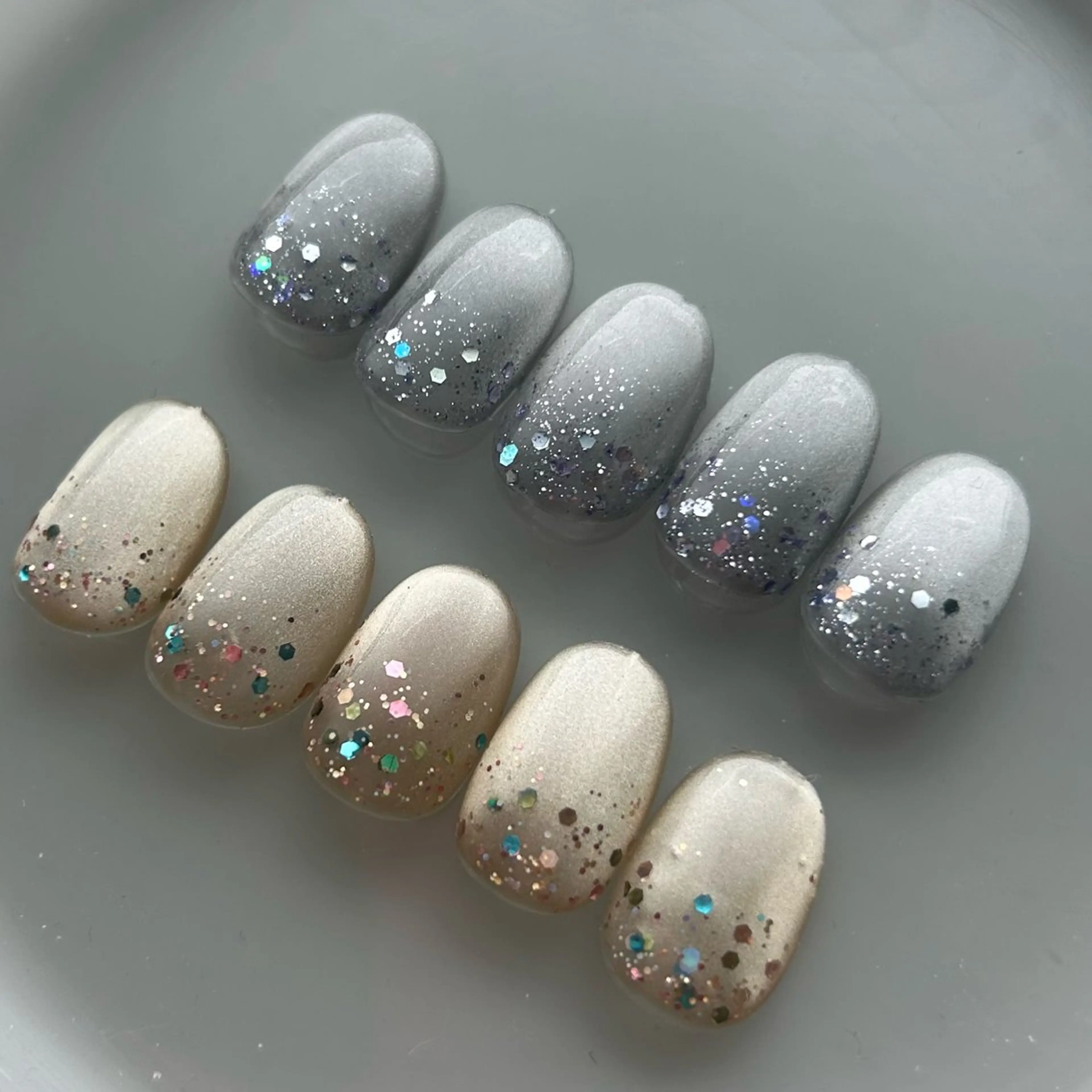 ネイル グラデーション ラメ(グリッター) ラメグラデーション マグネットネイル nailsalon magentaのネイルデザイン