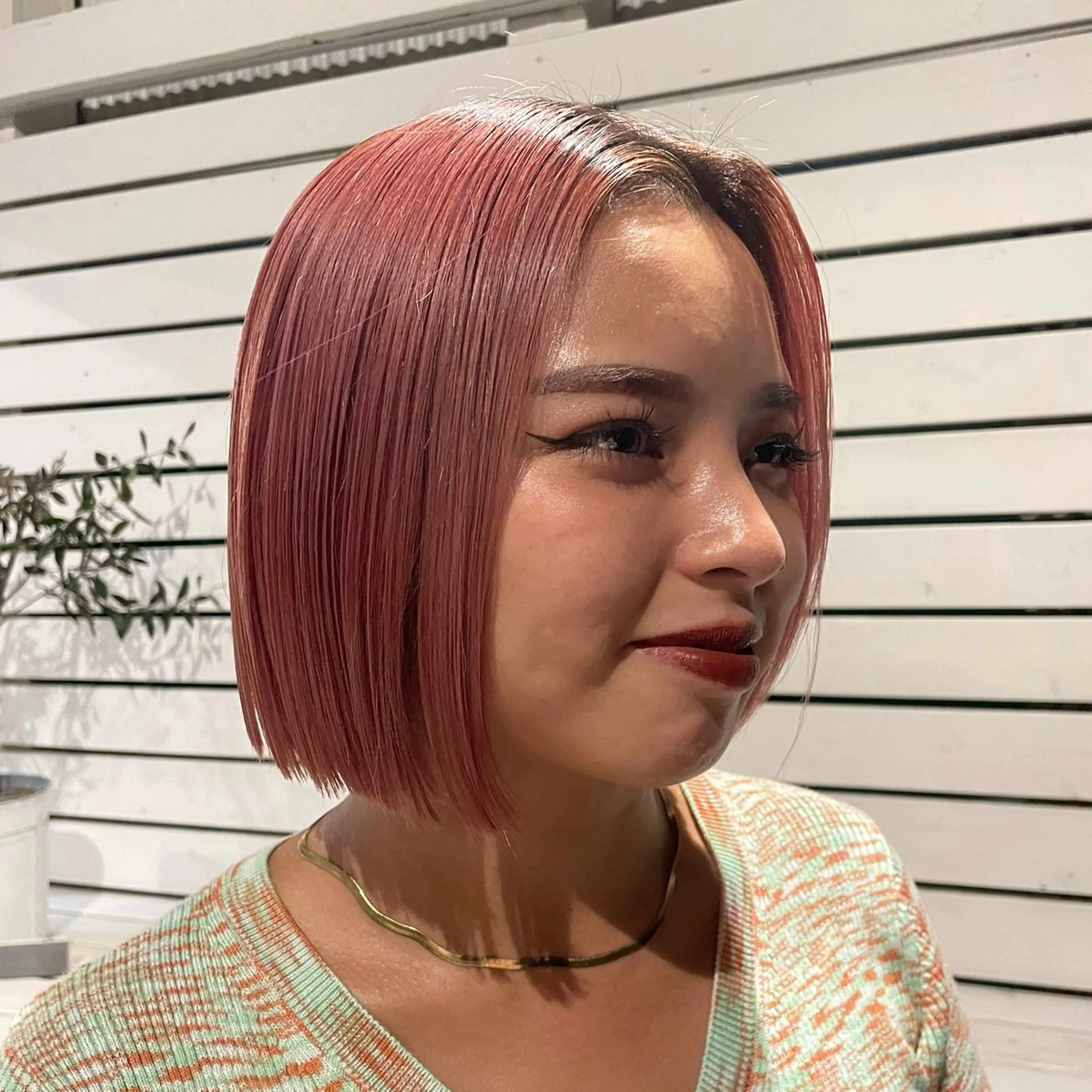 ショート カラー ハイトーンカラー ピンクカラー ボブ FRANK所属・こいけ みきののヘアスタイル