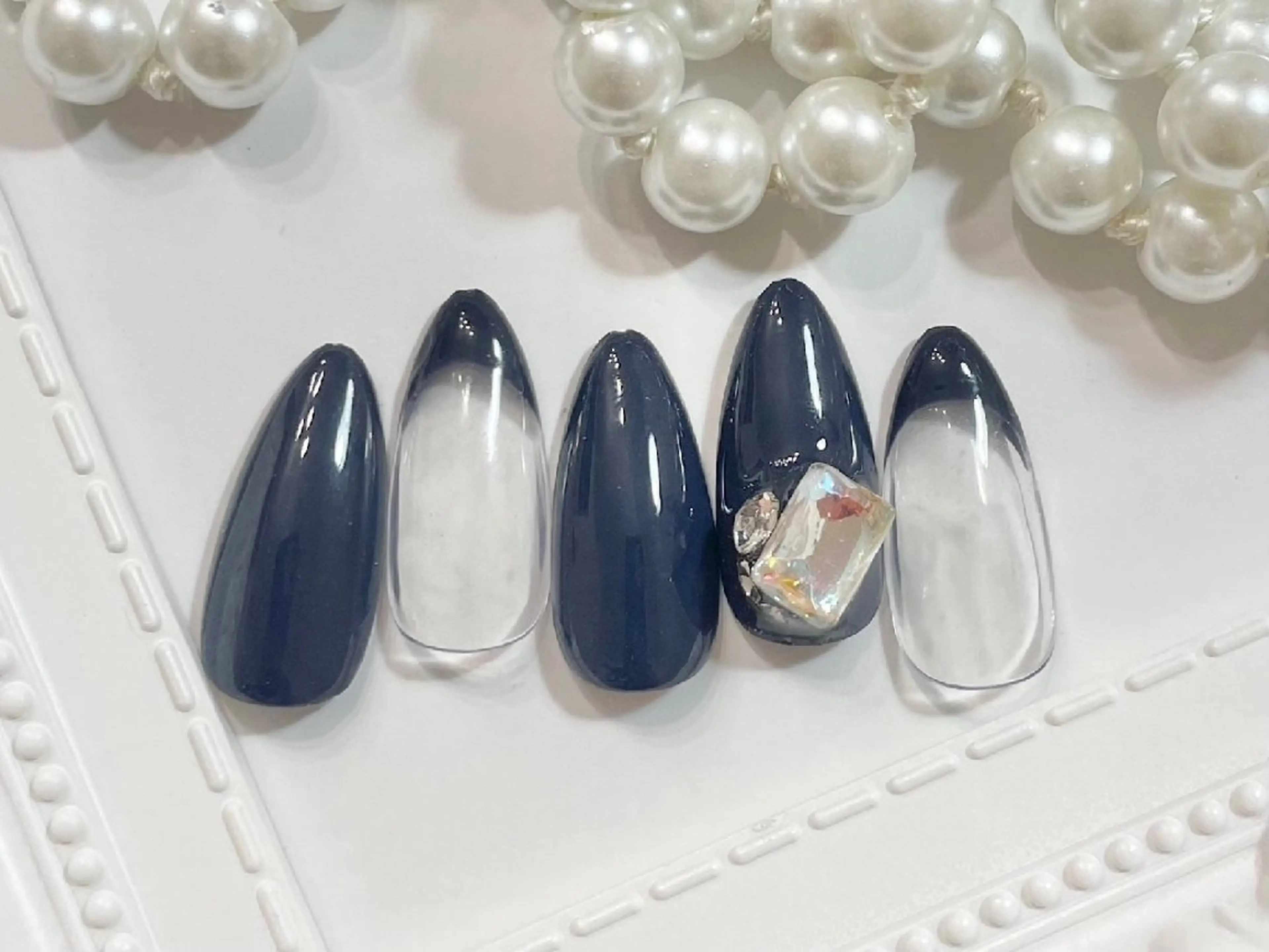 ネイル キラキラネイル 韓国ネイル オフィスネイル シンプルネイル ワンホンネイル ハンドネイル Nailsalon Merci東中野のネイルデザイン