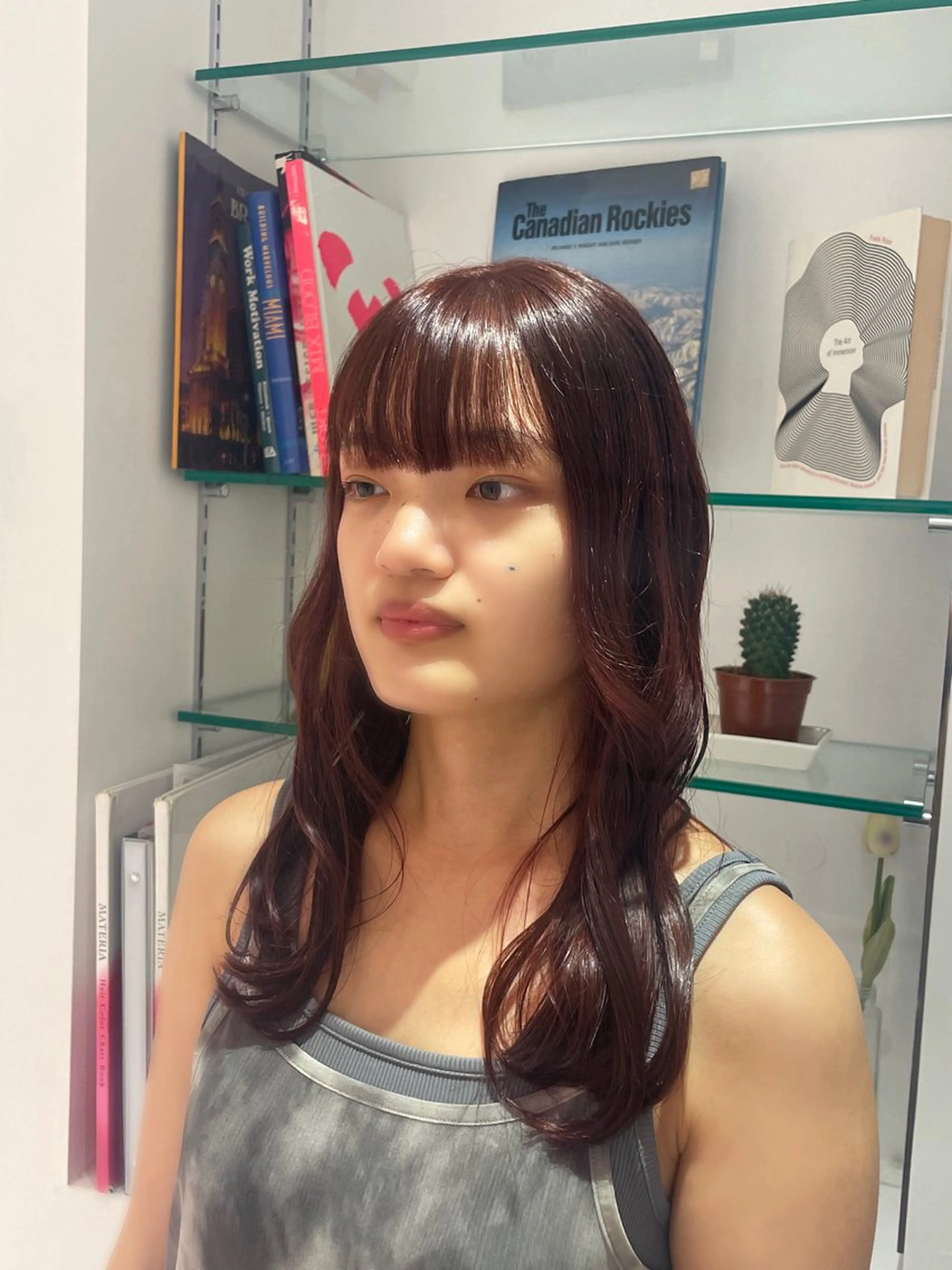 ロング カラー ベージュカラー ピンクカラー ピンクベージュ カット ヘアカラー 佐藤 綾郁のヘアスタイル