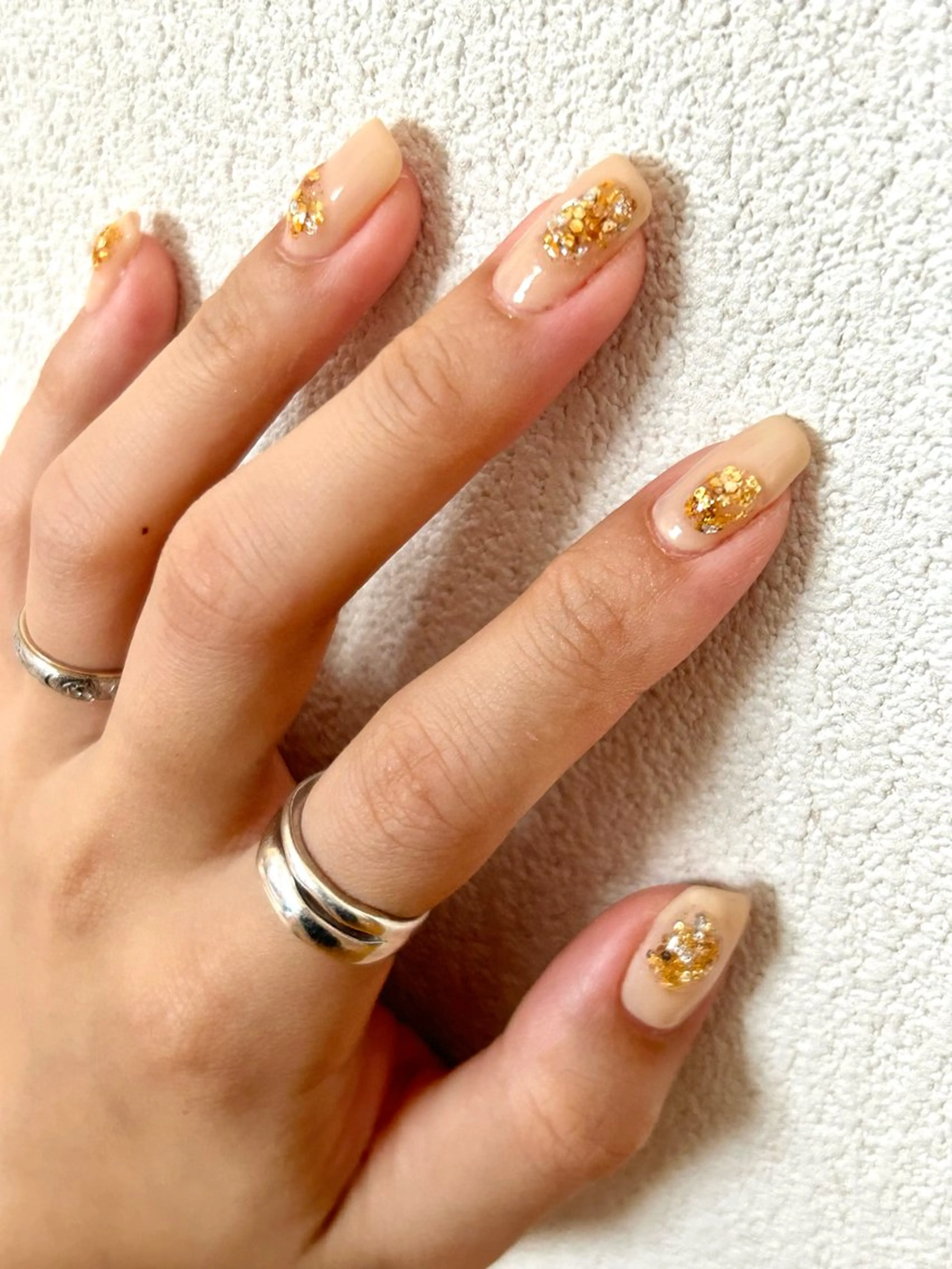 ネイル ゴールド ぷっくりネイル nailsalon kiii'sのネイルデザイン