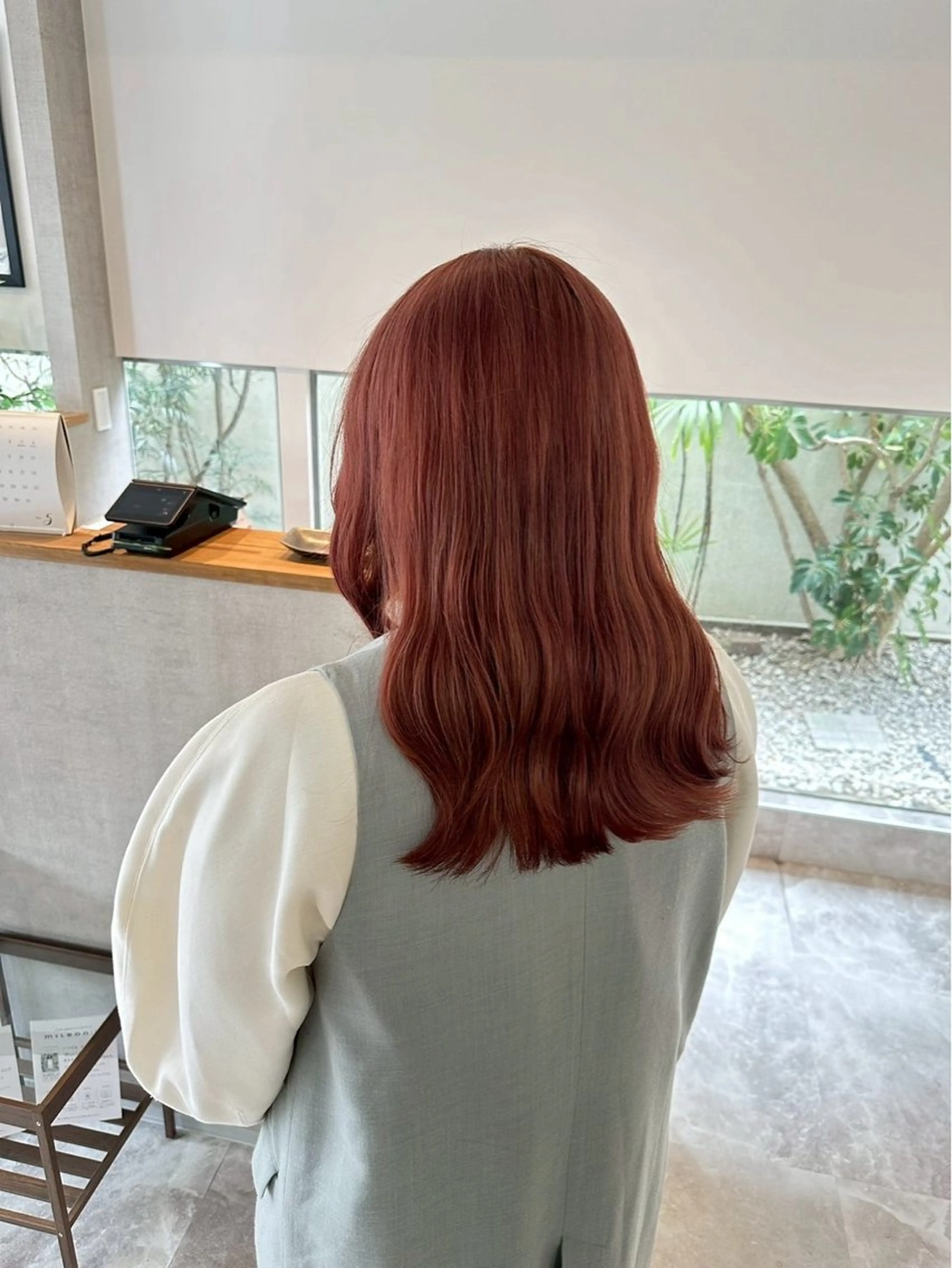 セミロング カラー bifino moda所属・山口 凛のヘアスタイル