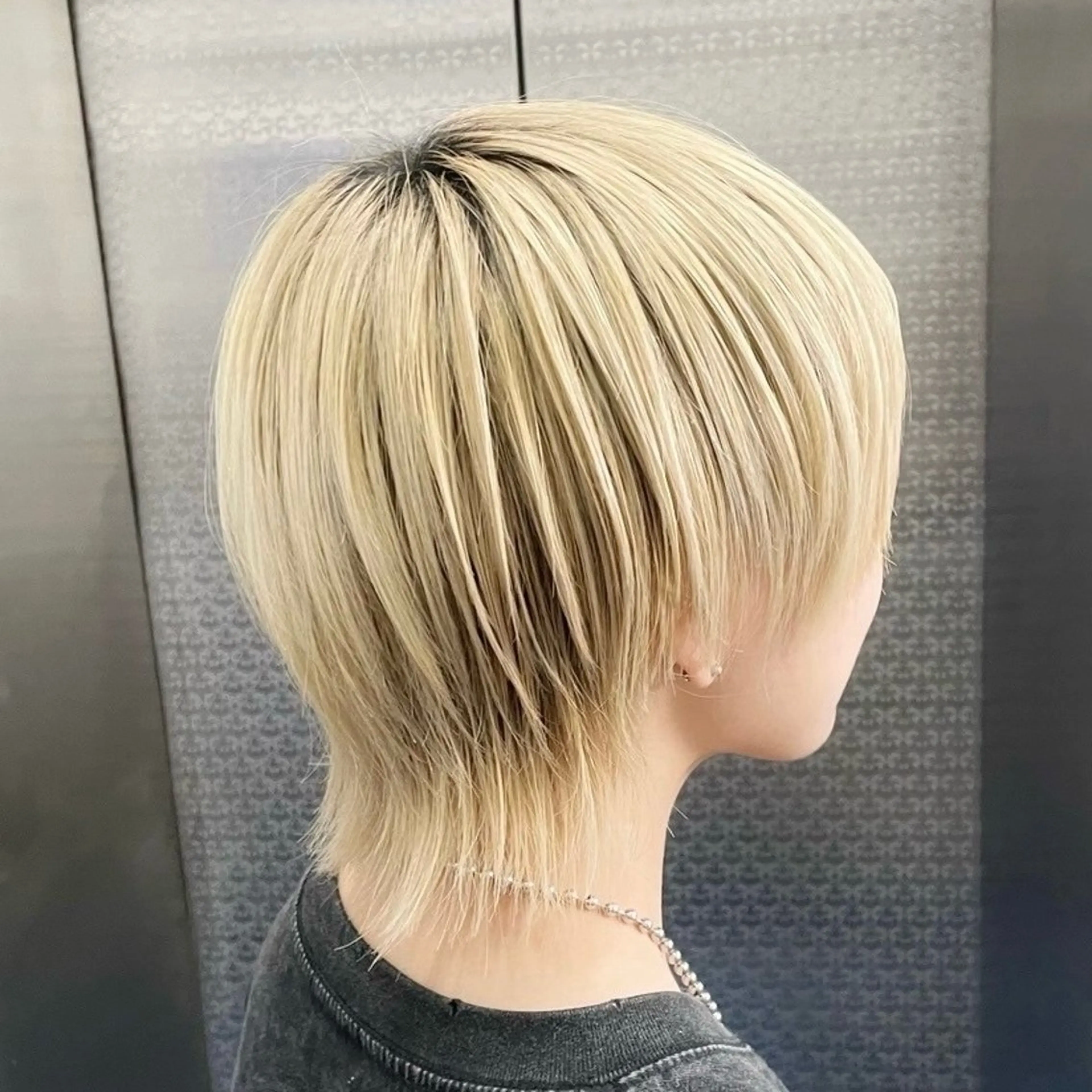 【練習モデル】レディースウルフカットの写真
