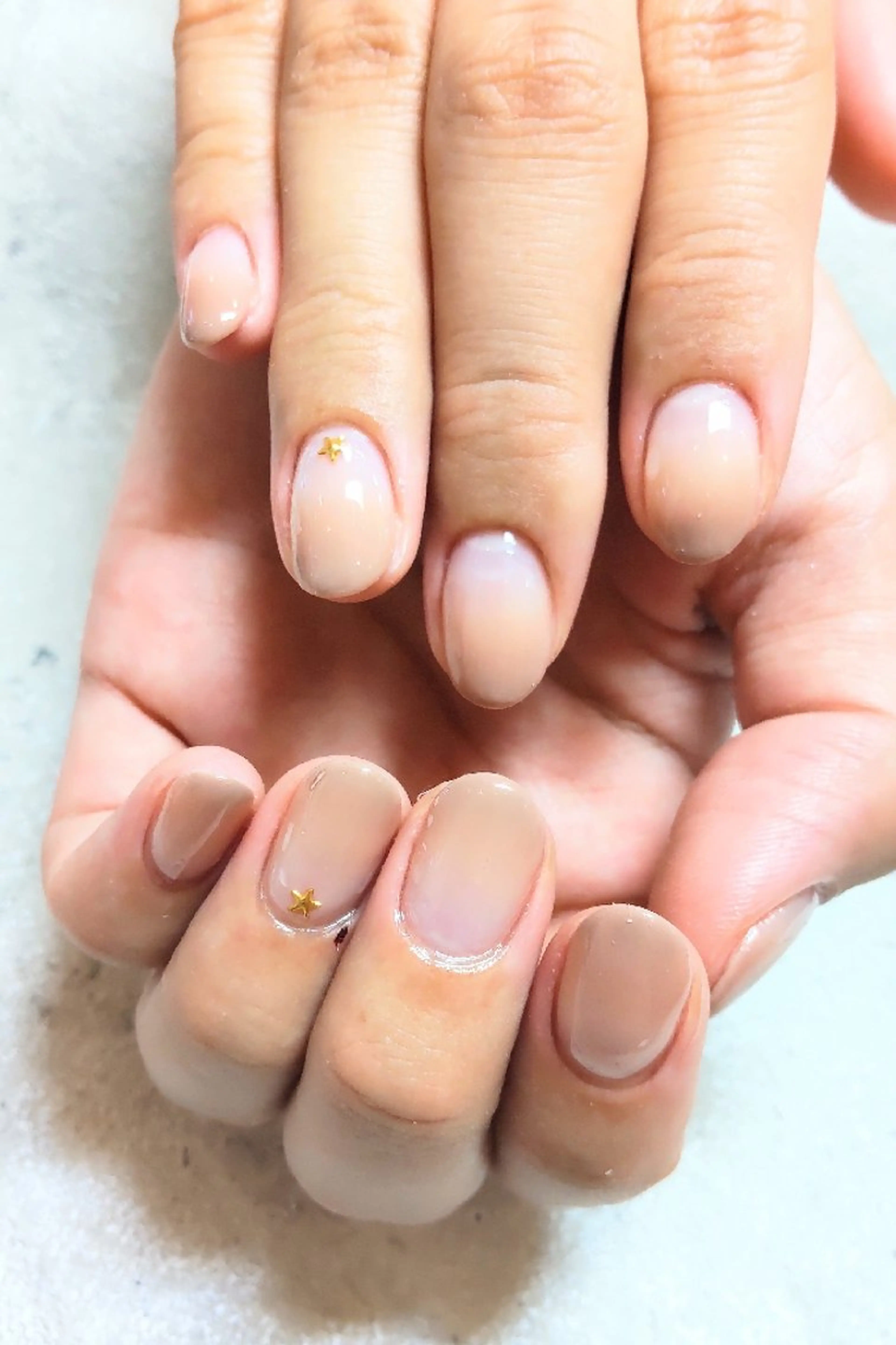 ネイル グラデーション CHOUETTE MIOのネイルデザイン