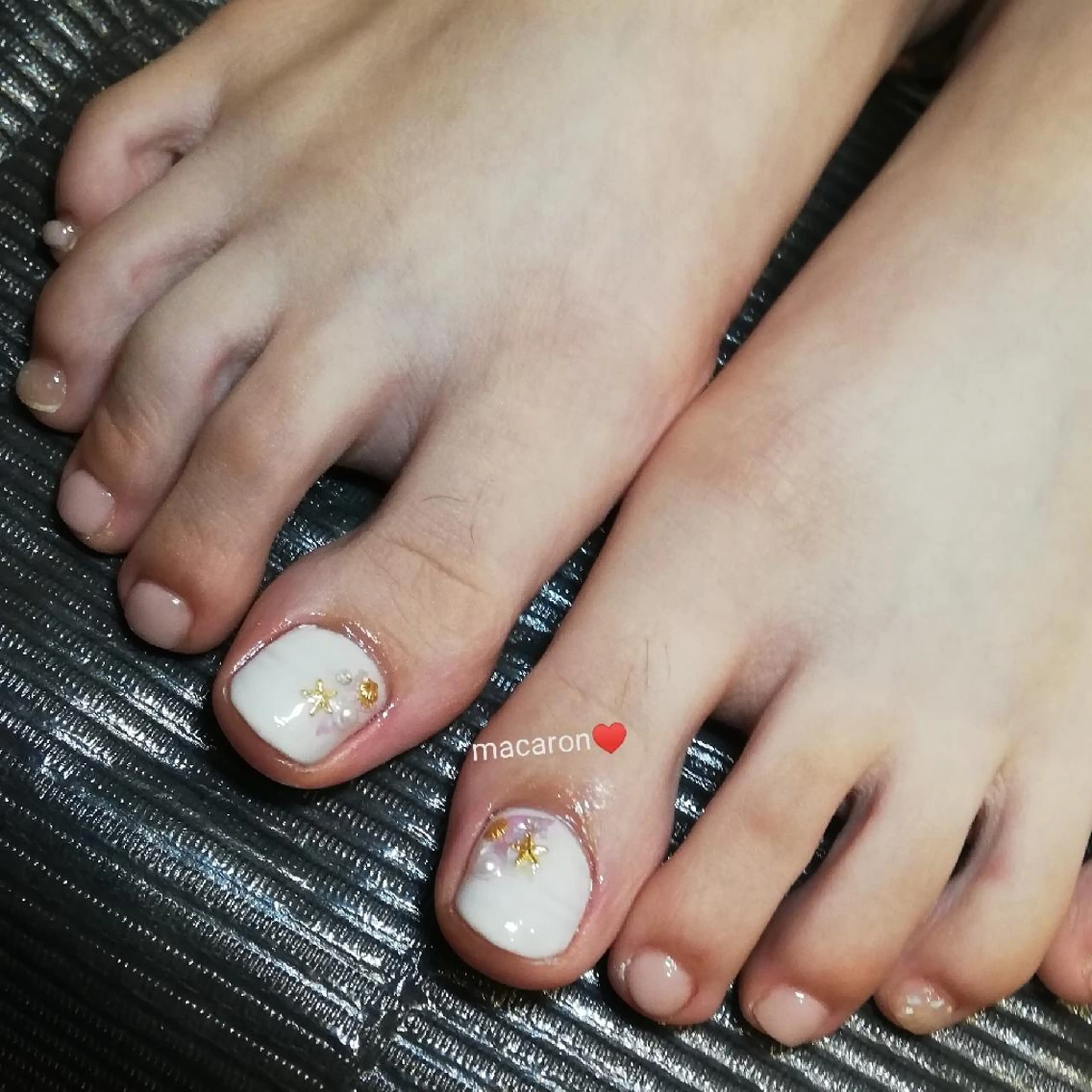 ネイル フットネイル macaron♥所属・nail salon macaron のネイルデザイン