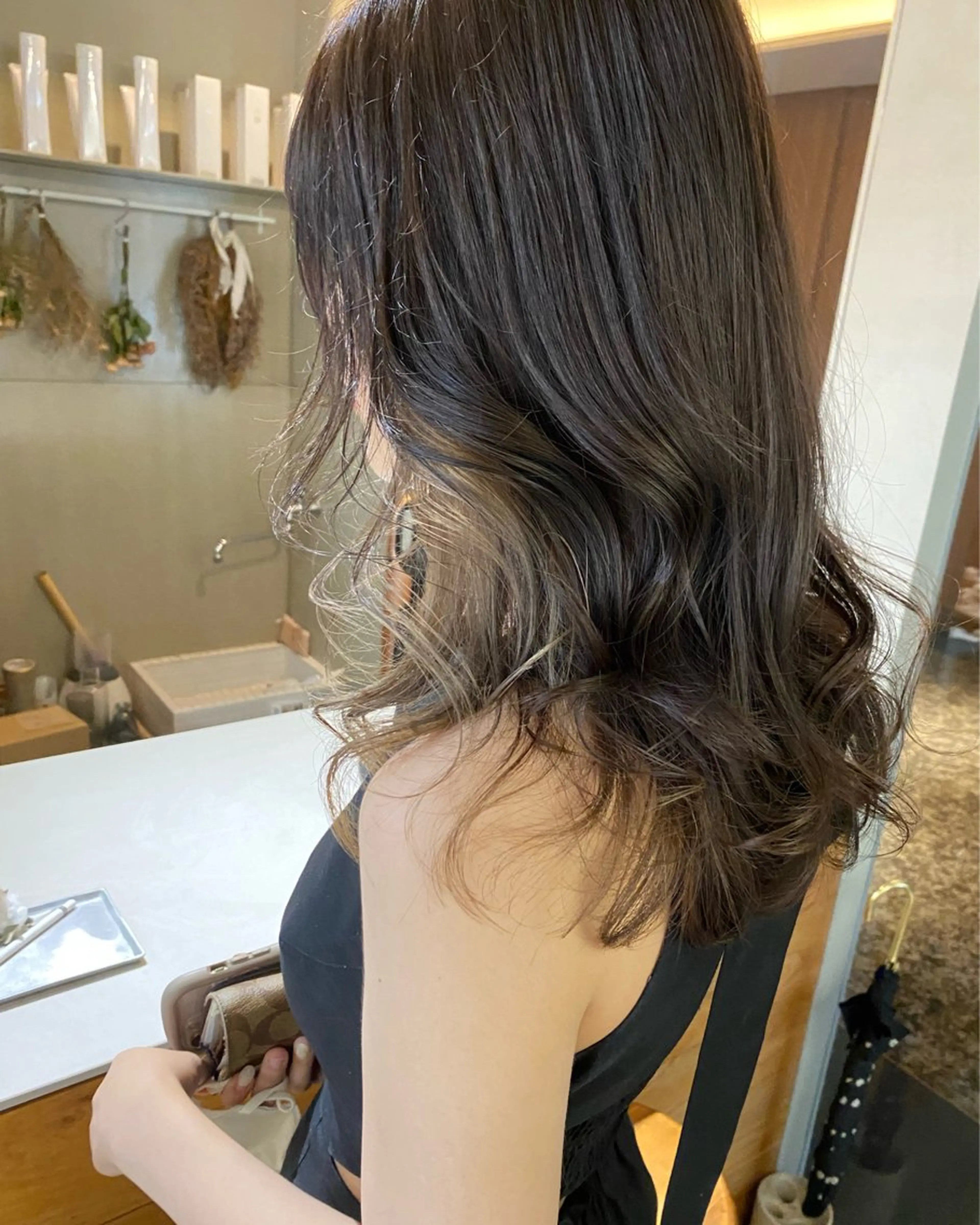 ロング カット ヘアカラー トリートメント erika /韓国ヘアのヘアスタイル