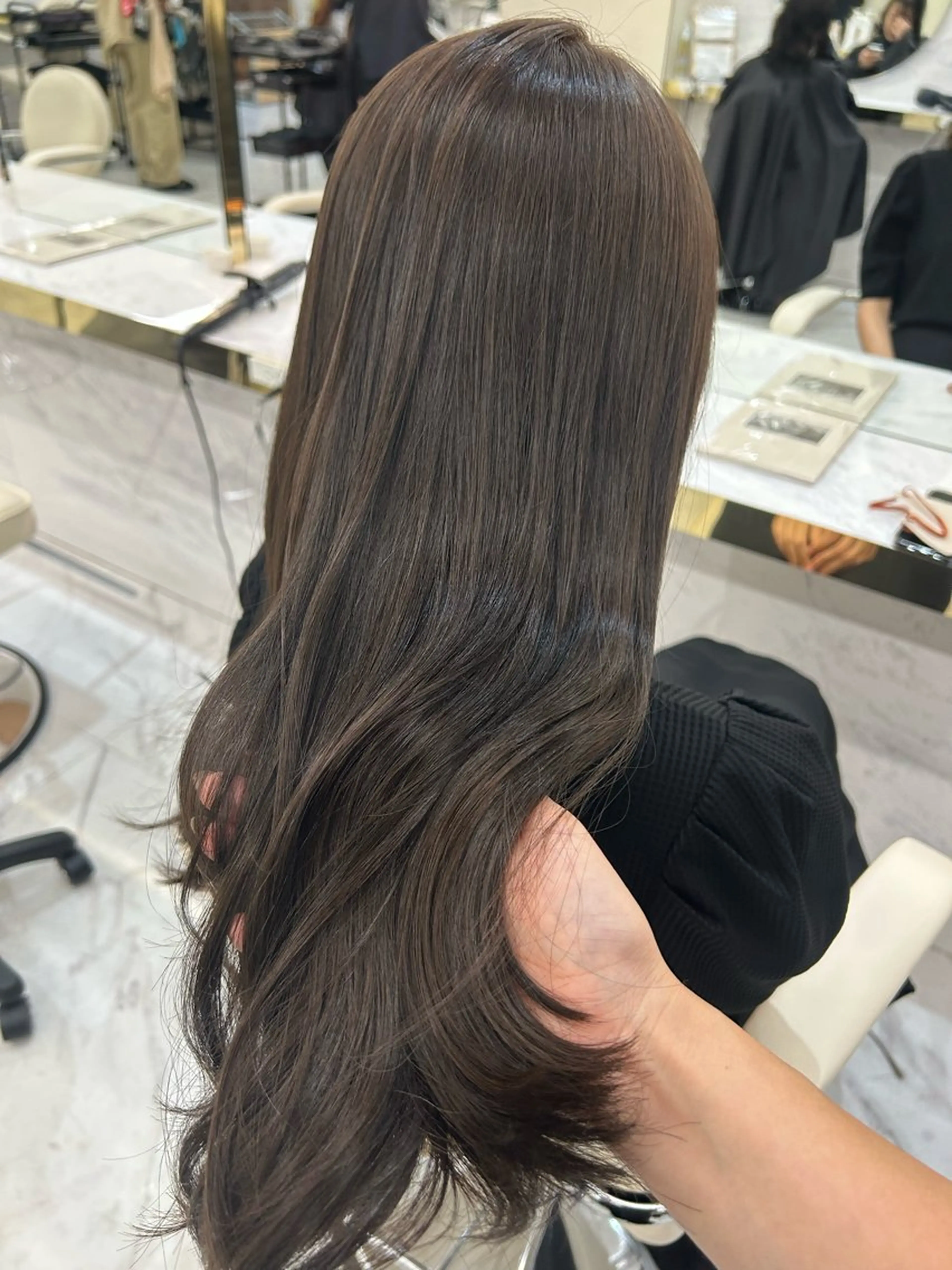 ロング 髪質改善カラー 🫧川井麻由のヘアスタイル