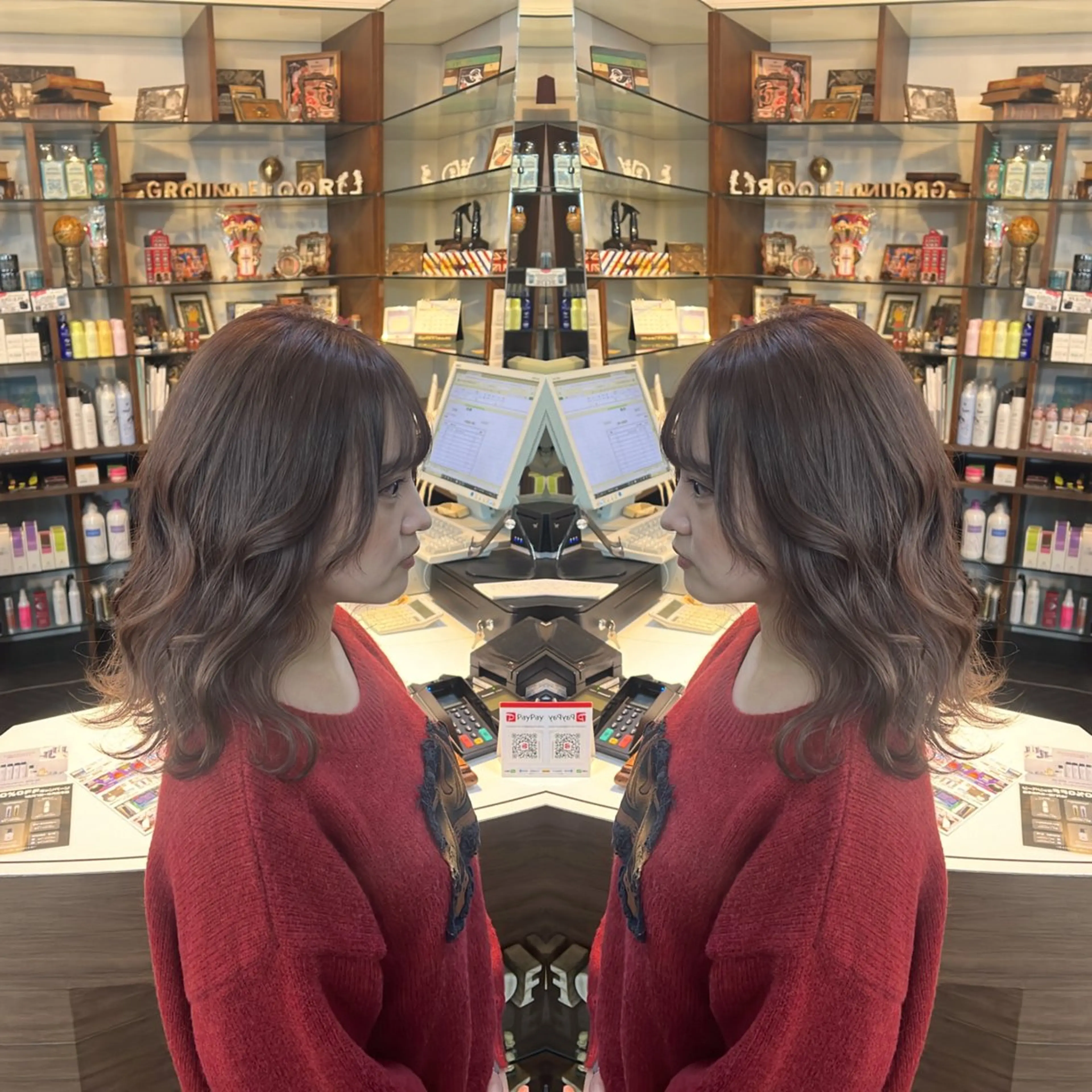 ミディアム カラー レイヤー/ボブ/ ミニボブ/AOIのヘアスタイル