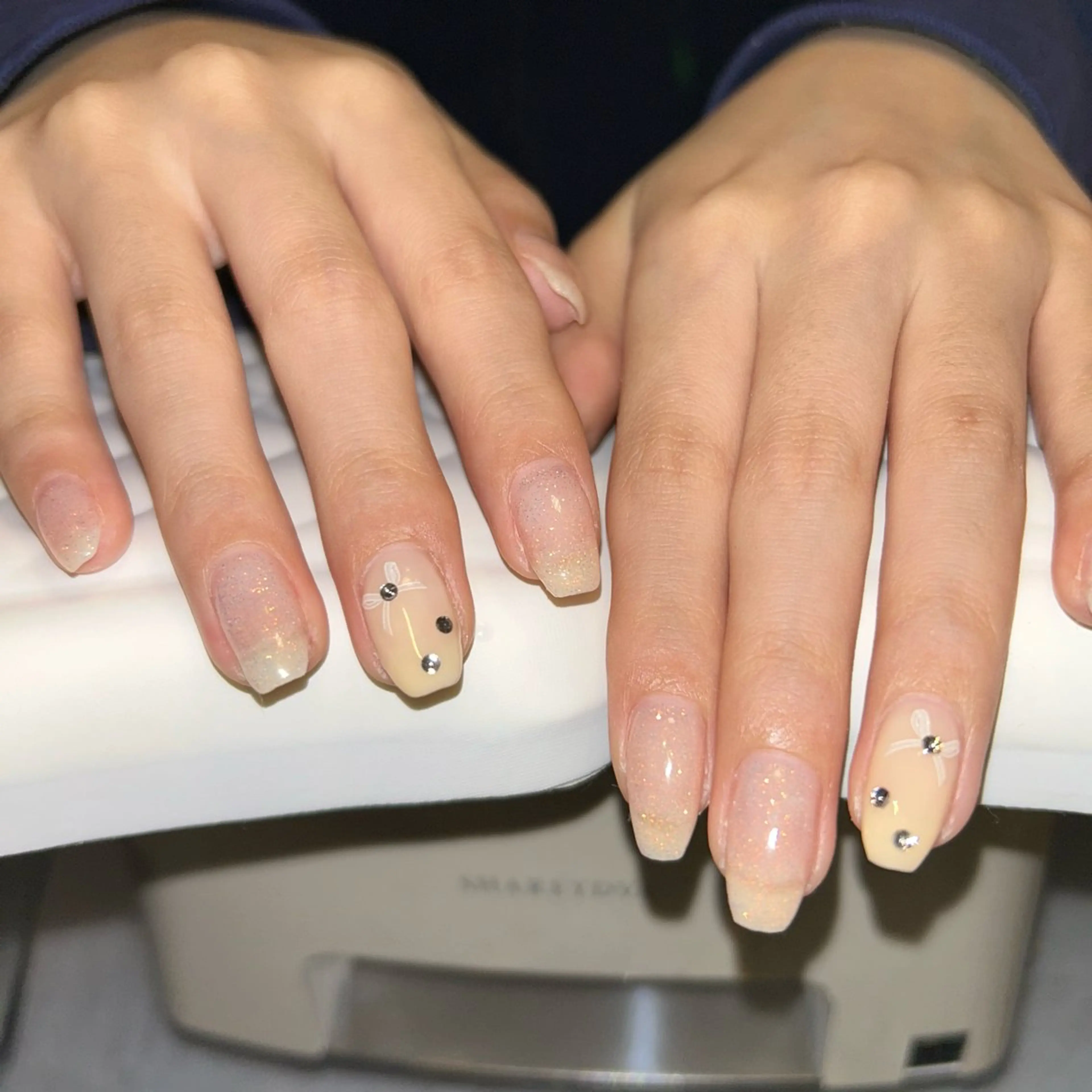 ネイル ハンドネイル ハンドケア Amys nail ハナのネイルデザイン