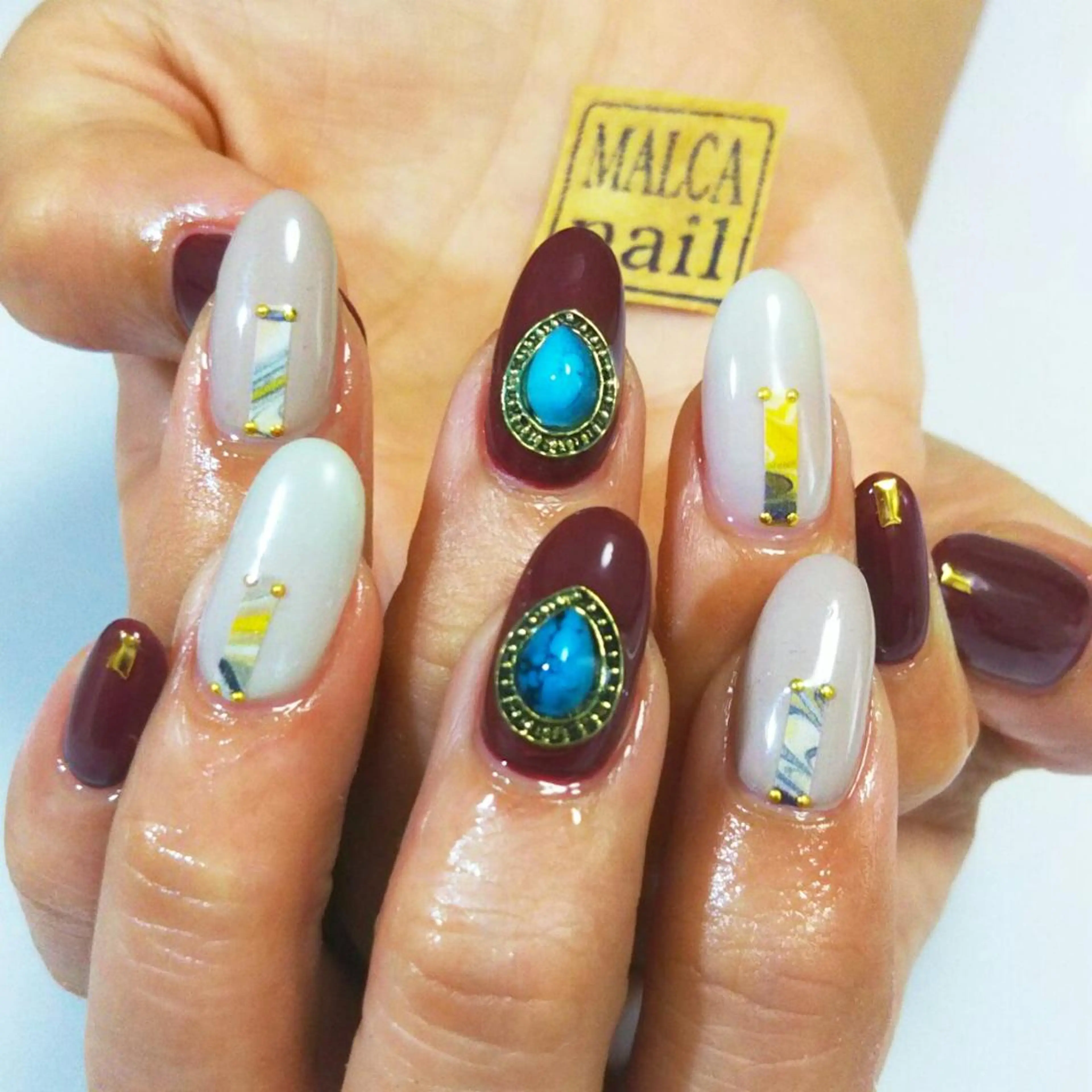 ネイル MALCAnail(マルカネイル)所属・荒木 莉奈のネイルデザイン