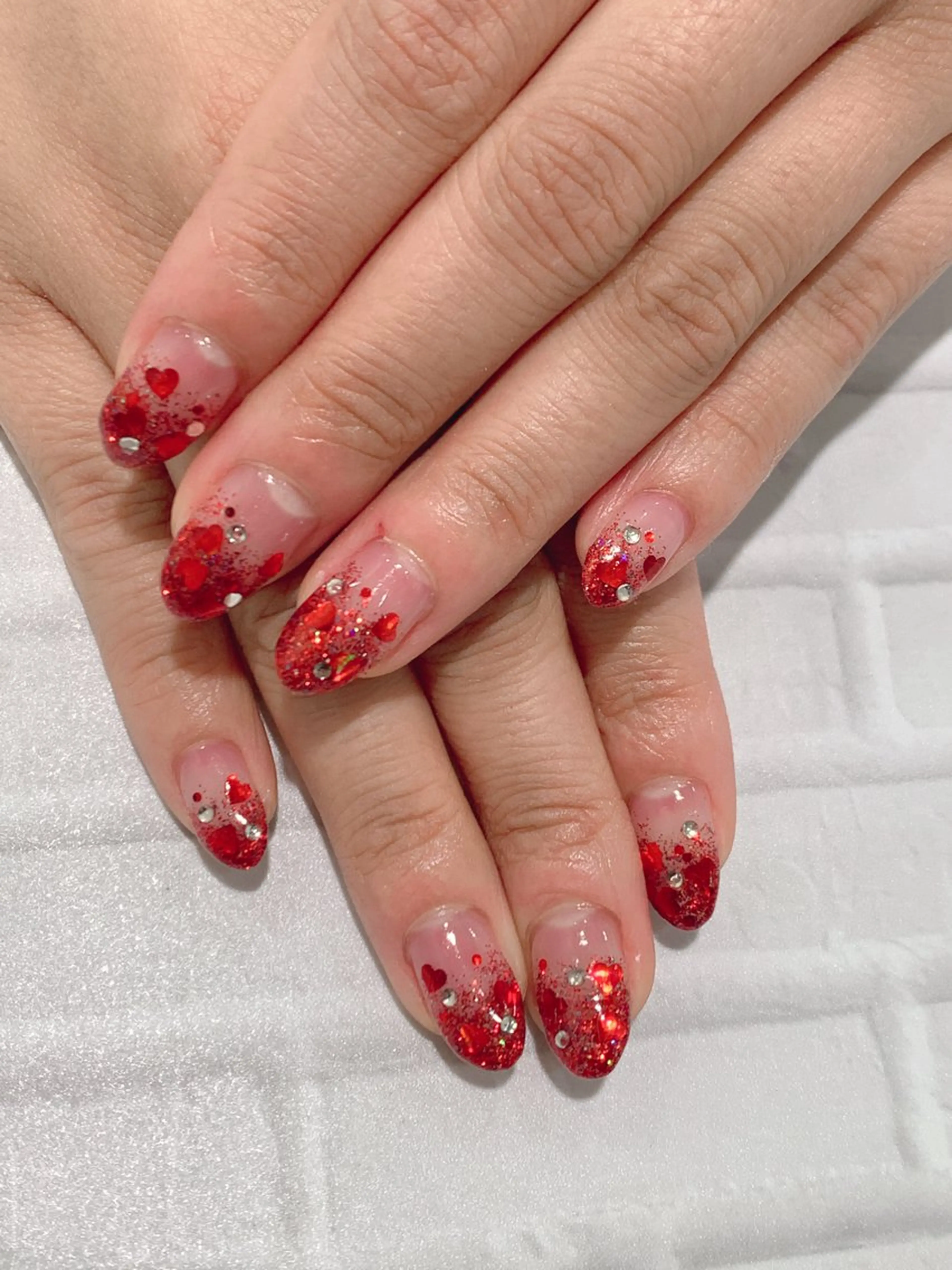 ネイル ハンドネイル グラマラス ネイルのネイルデザイン