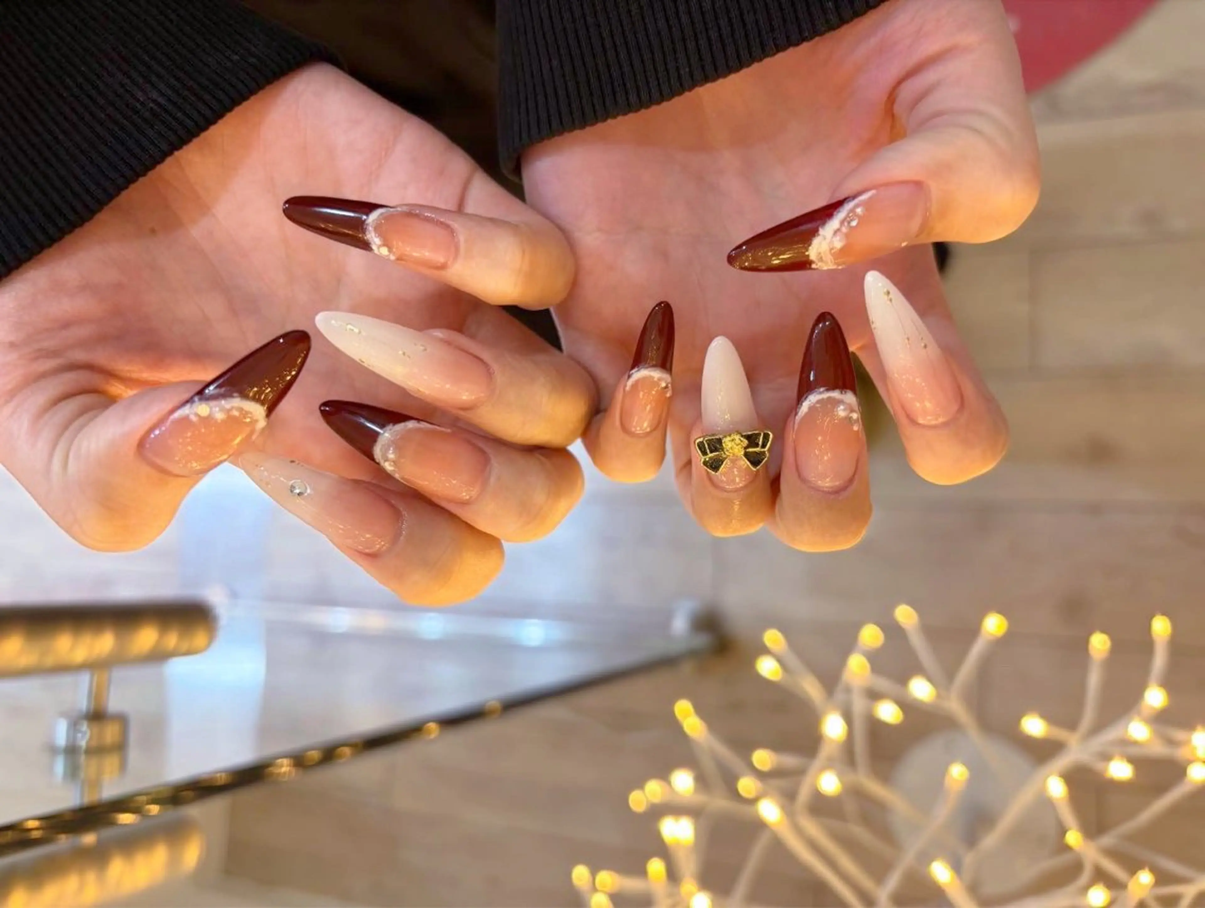 ネイル オーロラネイル フレンチネイル ガラスフレンチ ロングネイル マグネットネイル ハンドネイル ximina ネイルサロン北堀江のネイルデザイン