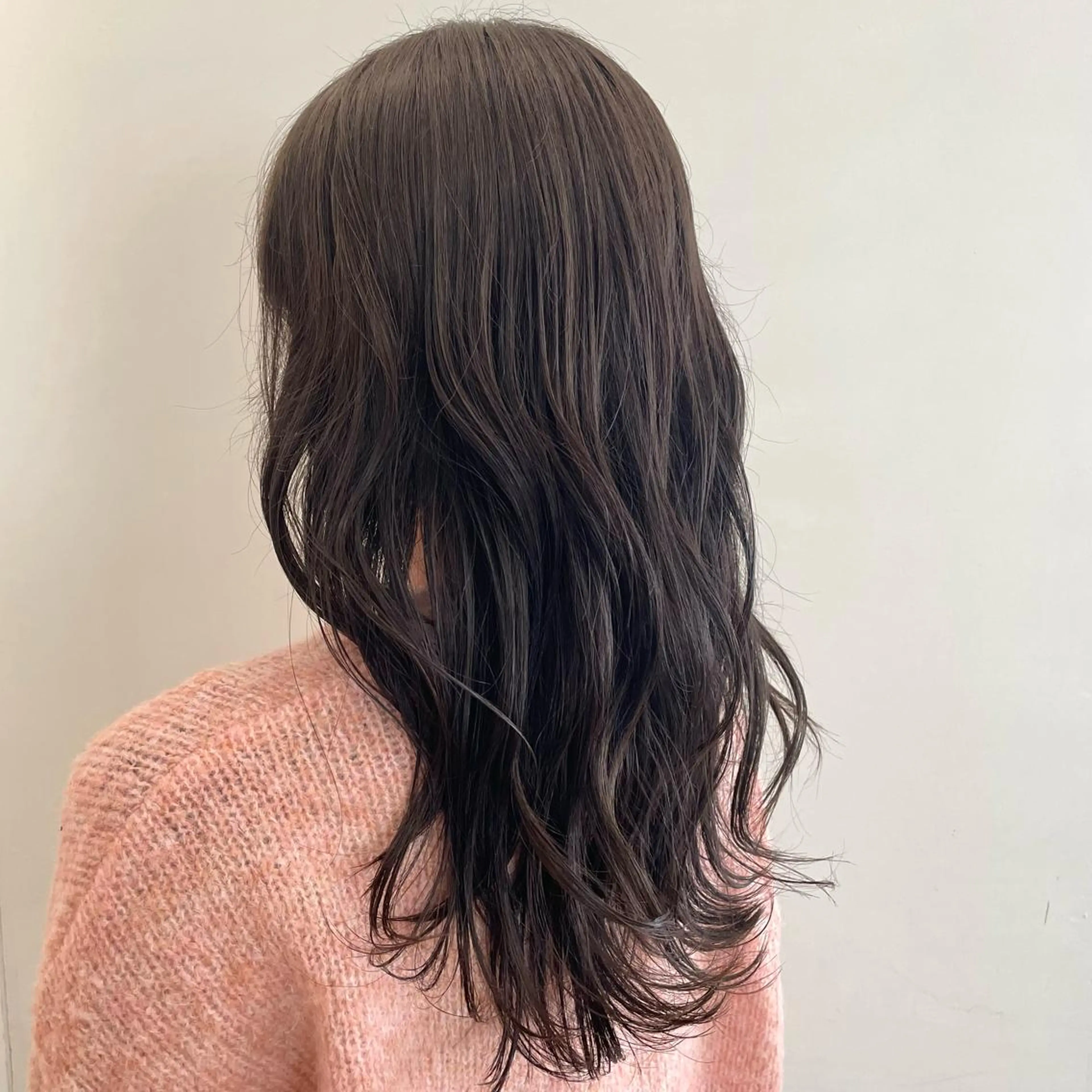 ロング カラー オリーブカラー iLi🫧kim ryongna🦋のヘアスタイル