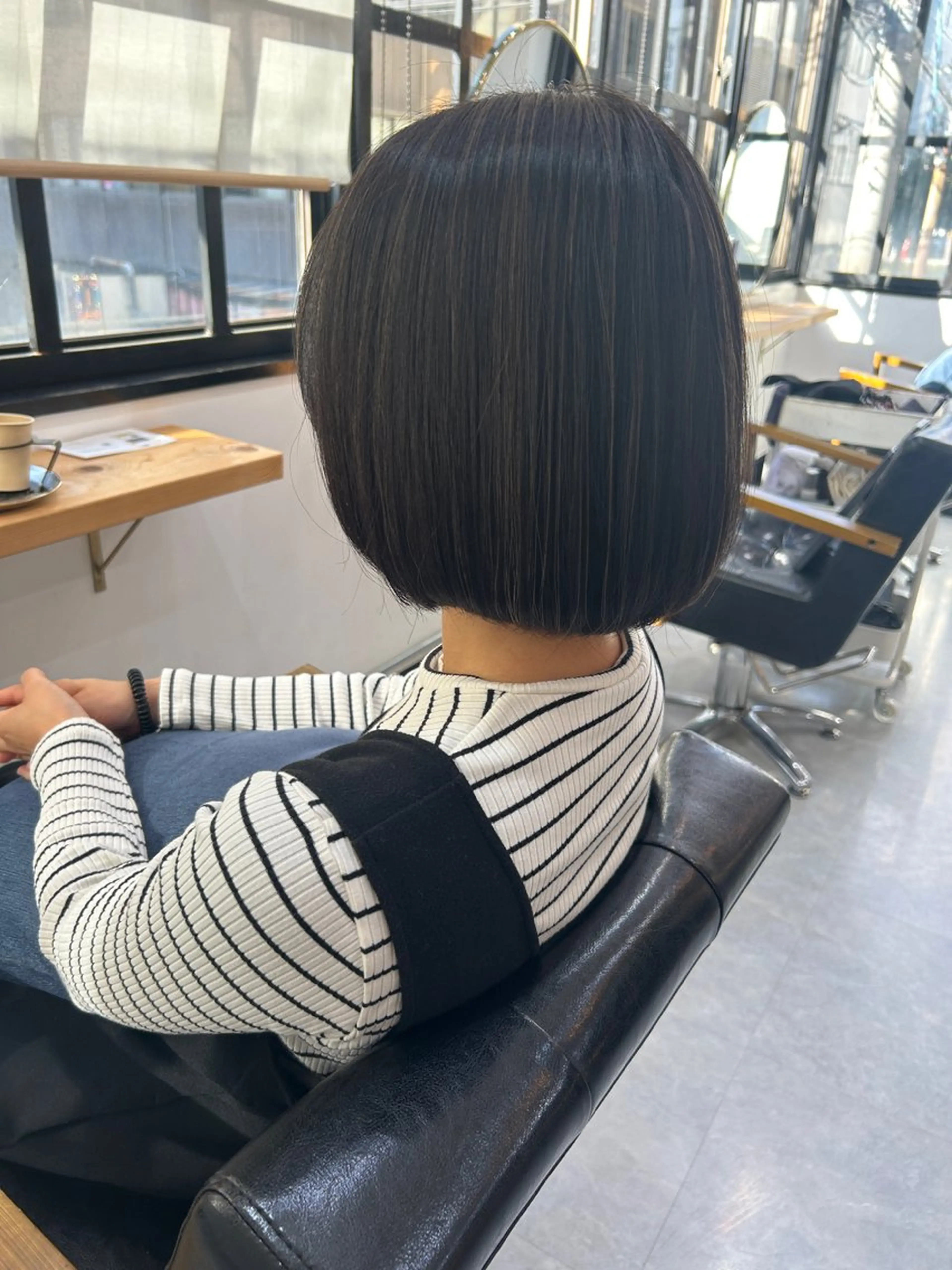 ミディアム ヘアカラー トリートメント CARICIA 白木 由里加のヘアスタイル
