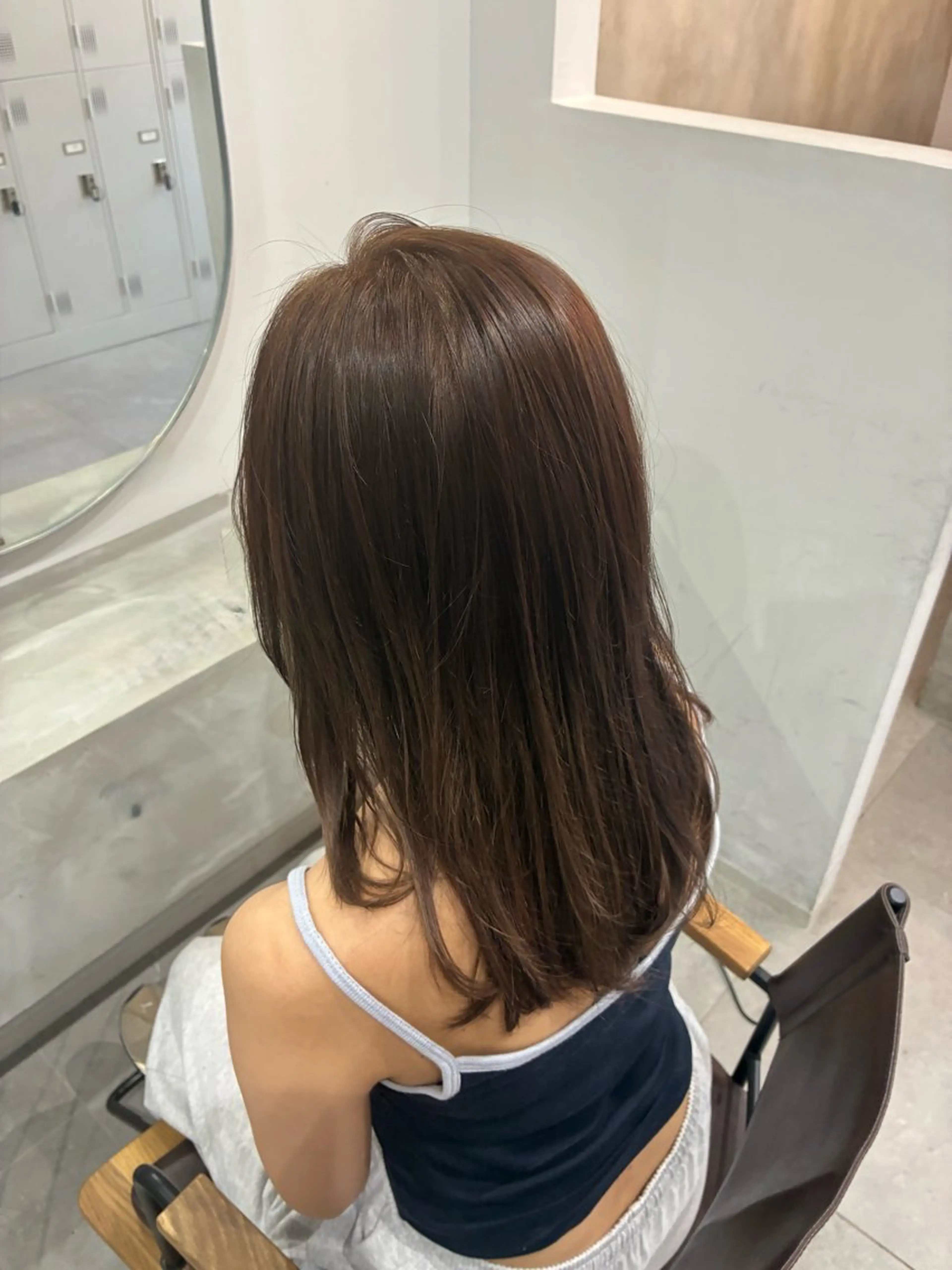 セミロング カラー clan【クラン】所属・神田 明日香のヘアスタイル