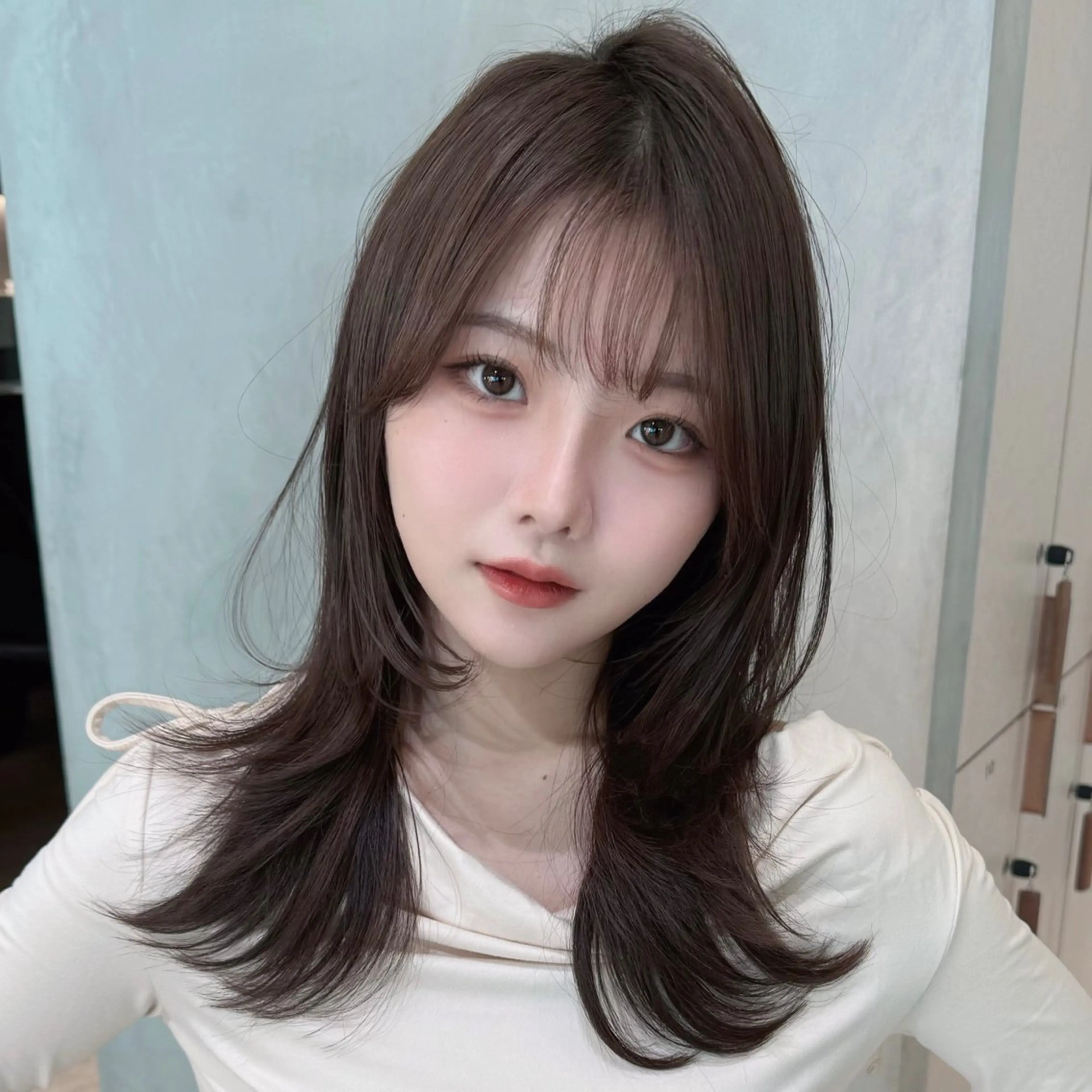 ミディアム カット ヘアカラー トリートメント ボブ韓国風レイヤー 髪質改善/畠中ケントのヘアスタイル