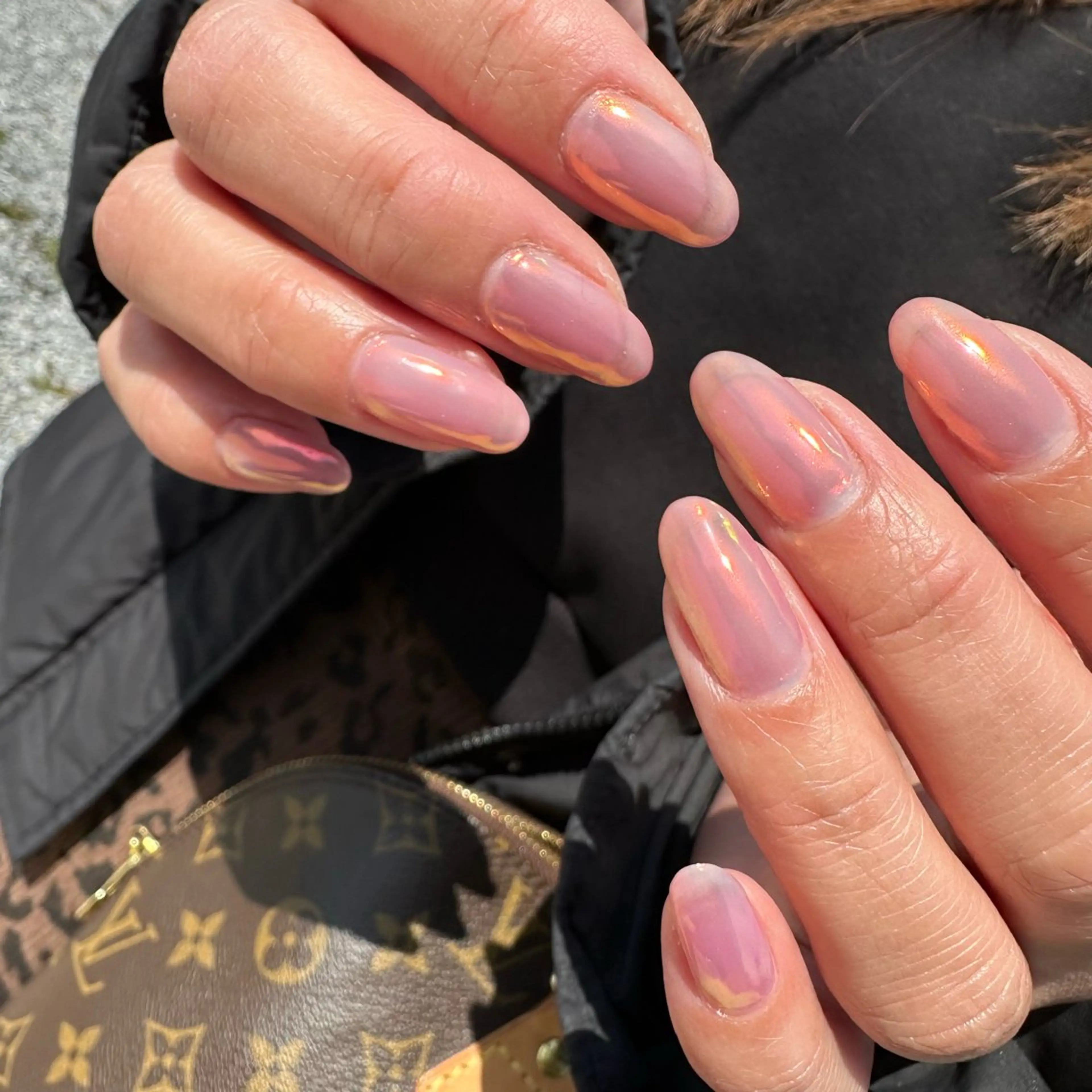 ネイル オーロラネイル ブルー オレンジ ピンク ハンドネイル nailsalon soie所属・soie/ YAEのネイルデザイン