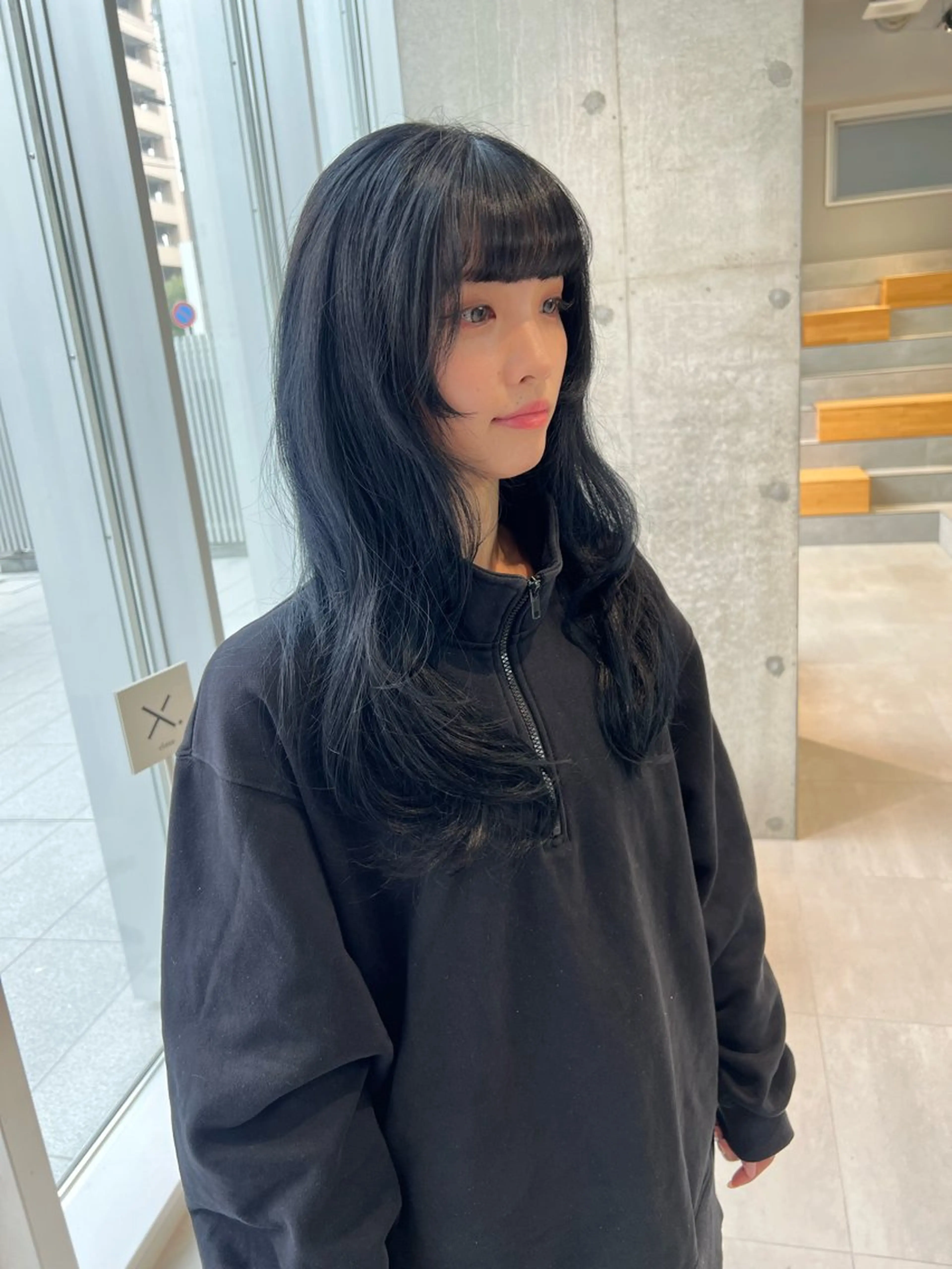 セミロング カラー 黒髪 ブルーカラー ブルーブラック 姫カット レイヤーカット カット ヘアカラー トリートメント 吉沢遣人/レイヤー 艶カラー/パーマのヘアスタイル