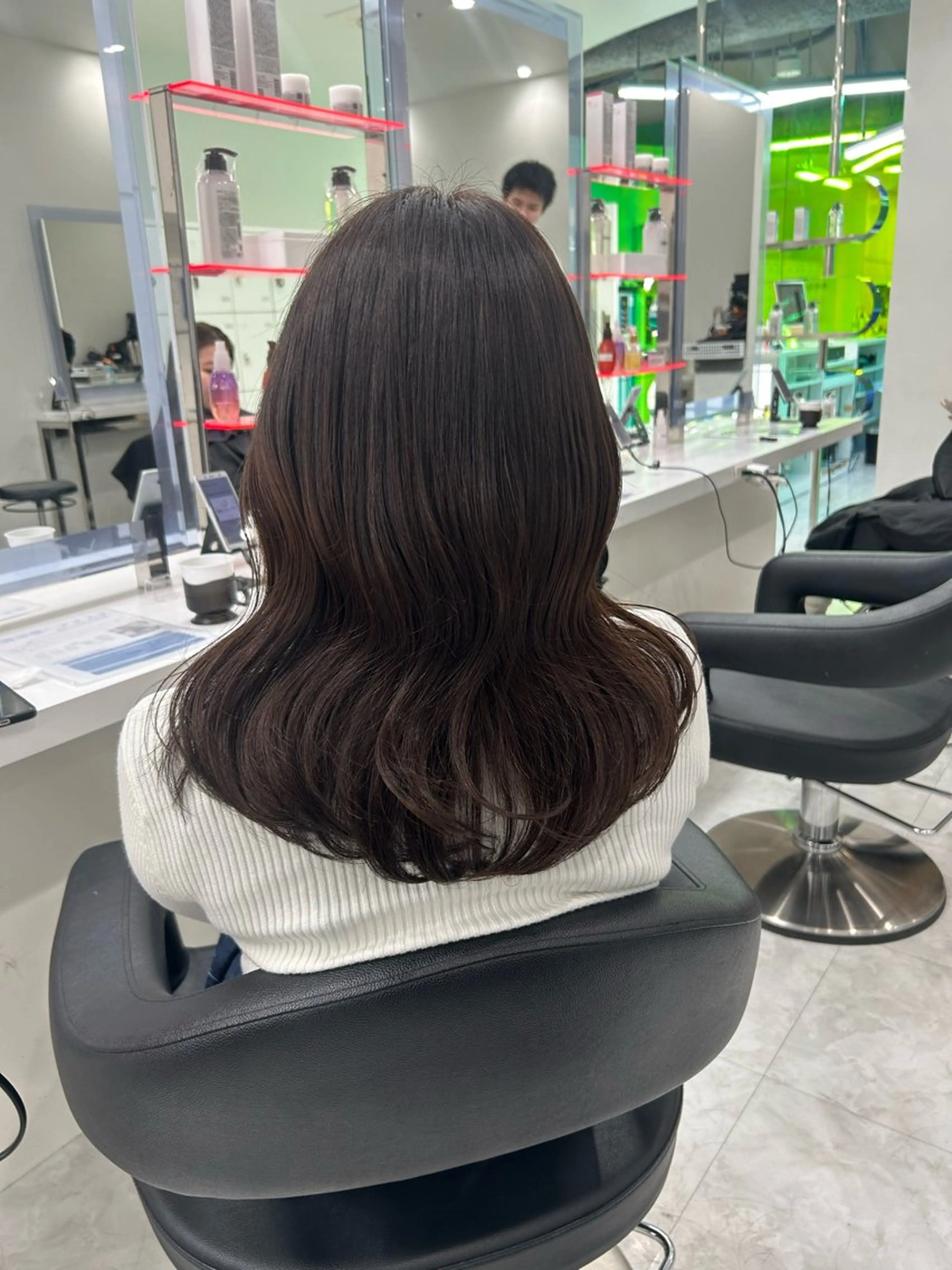 ミディアム カラー カット ヘアカラー トリートメント ヘアセット 💖透け感ベージュ KOTA💖のヘアスタイル