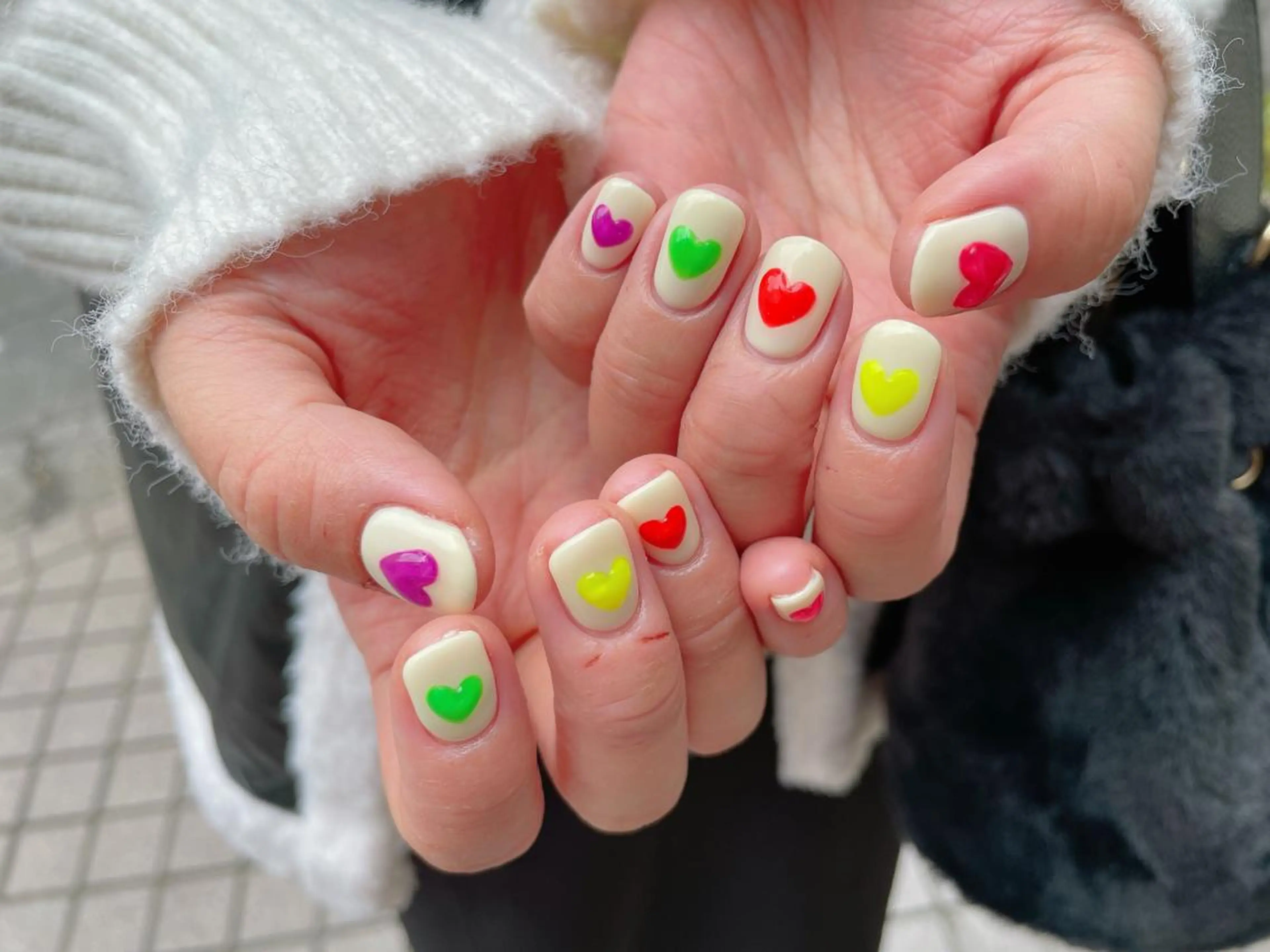 ネイル オーロラネイル 桜ネイル フラワーネイル フットネイル マグネットネイル nailroom  OHANA所属・nailroom OHANA🌴のネイルデザイン