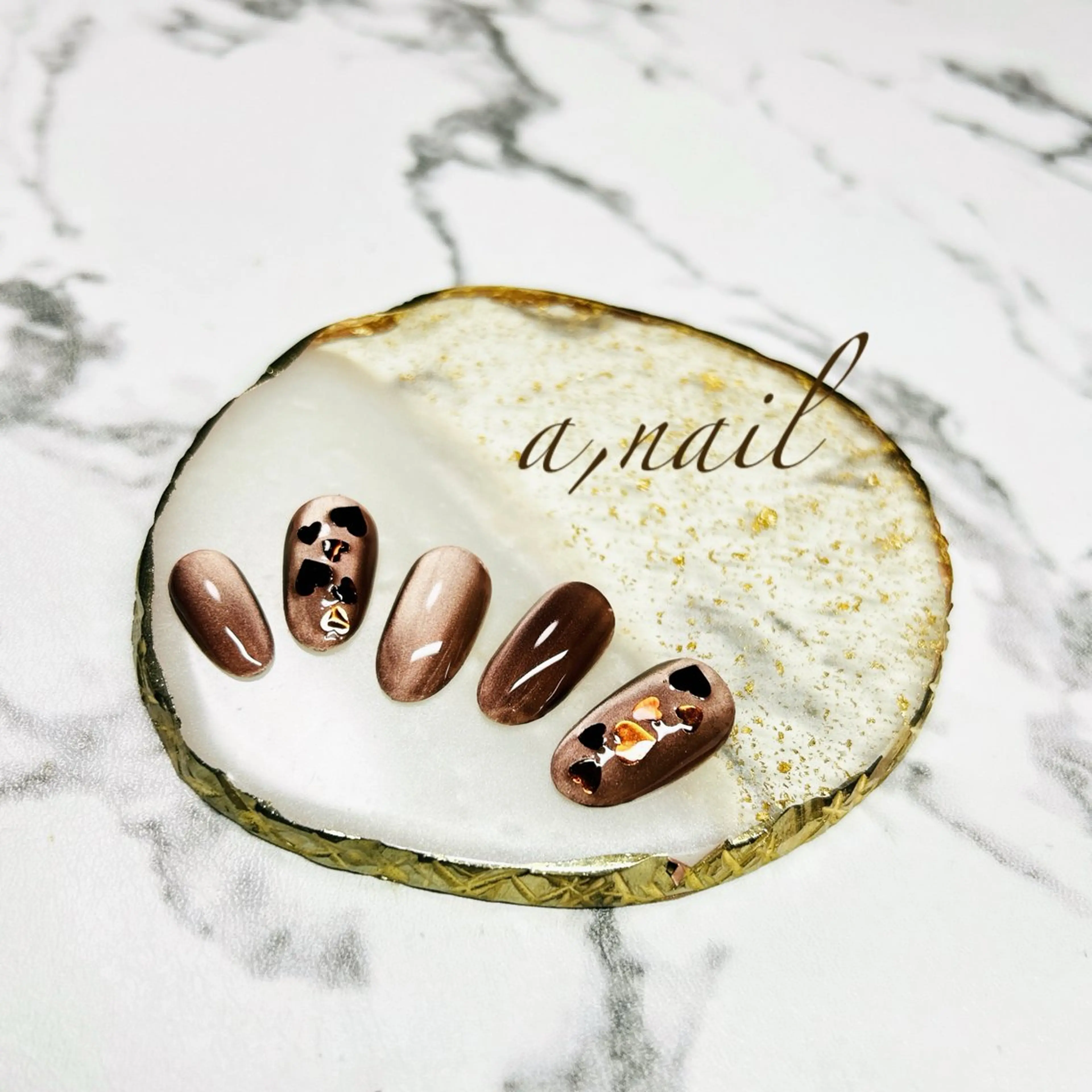 ネイル ハート ホログラムネイル キラキラネイル マグネットネイル シンプルネイル ハンドネイル ネイルサロン エーネイルのネイルデザイン