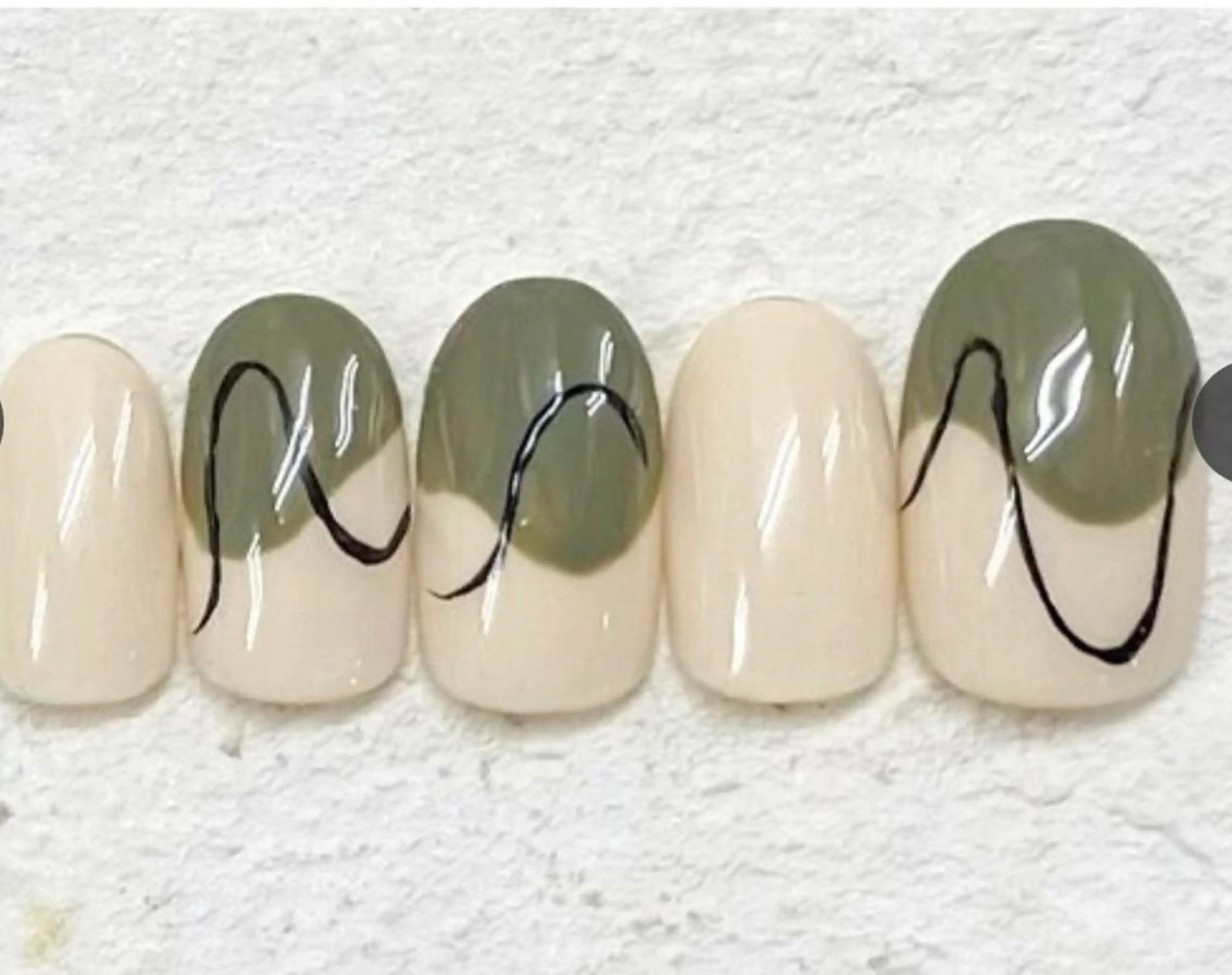 ネイル アイブロウ Moana Nail 長さだし専門店のネイルデザイン