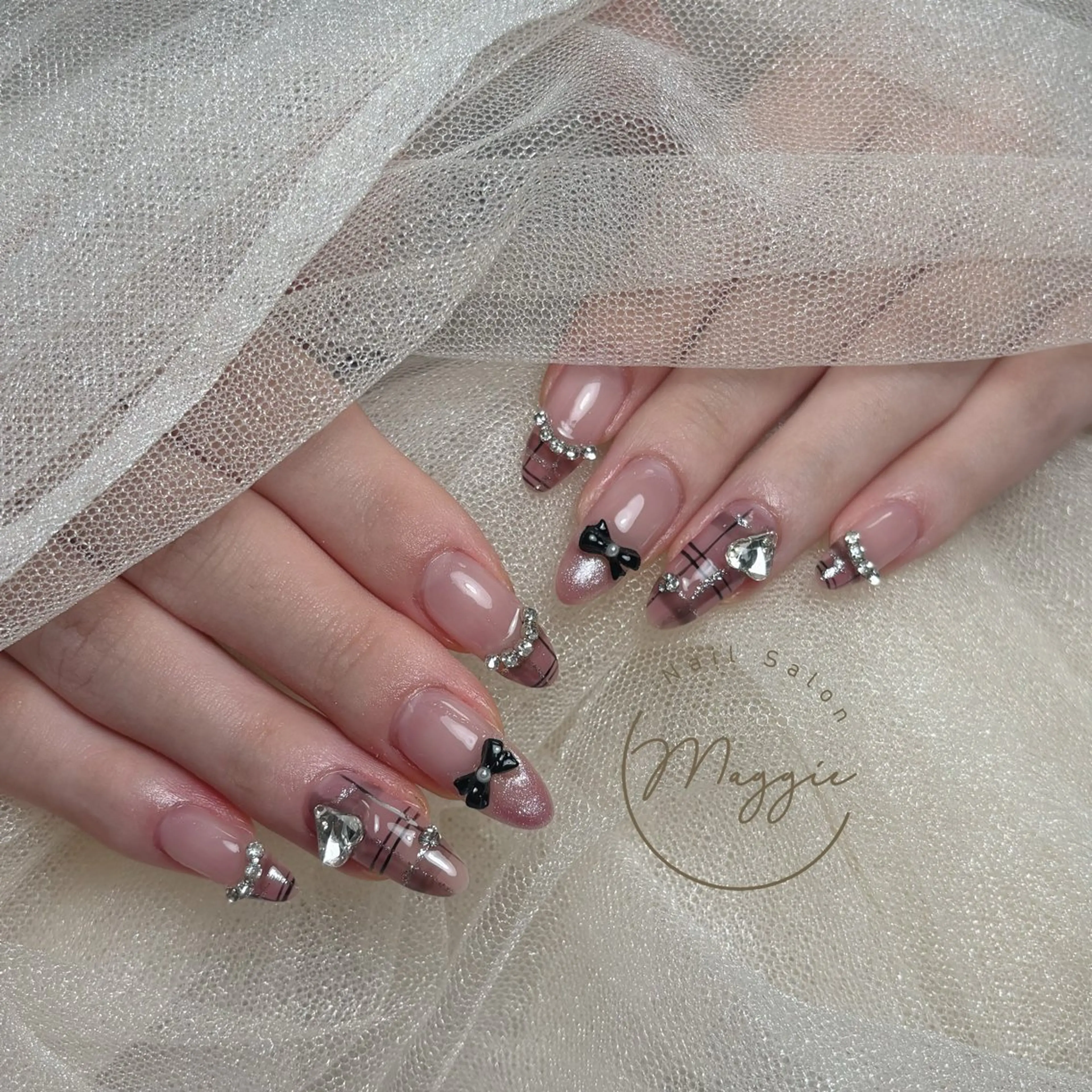 ネイル Maggie. Rのネイルデザイン