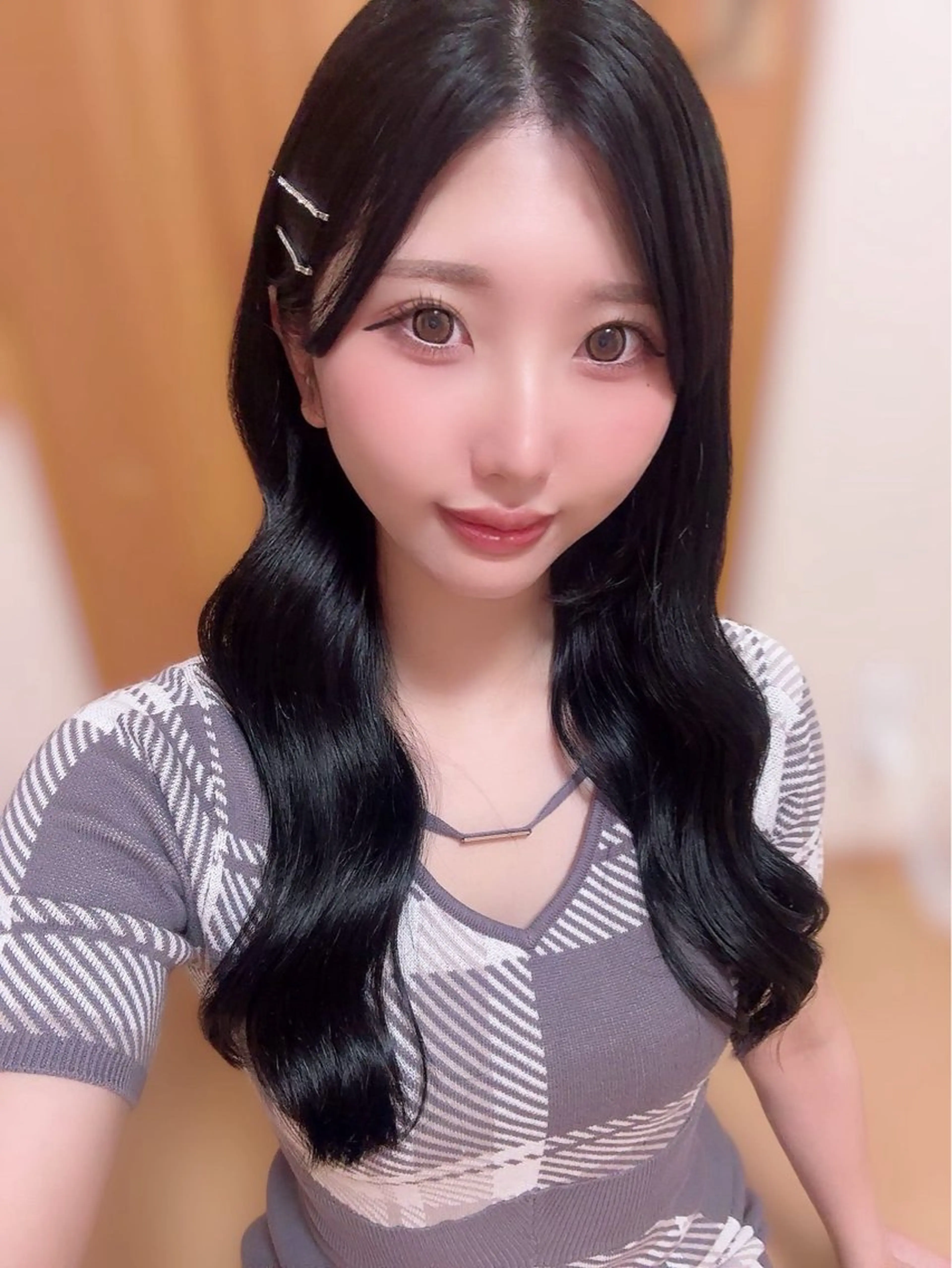 セミロング カラー 黒髪 韓国風ヘア 🐺抜け感 ⛓️カラー桑田🪽のヘアスタイル
