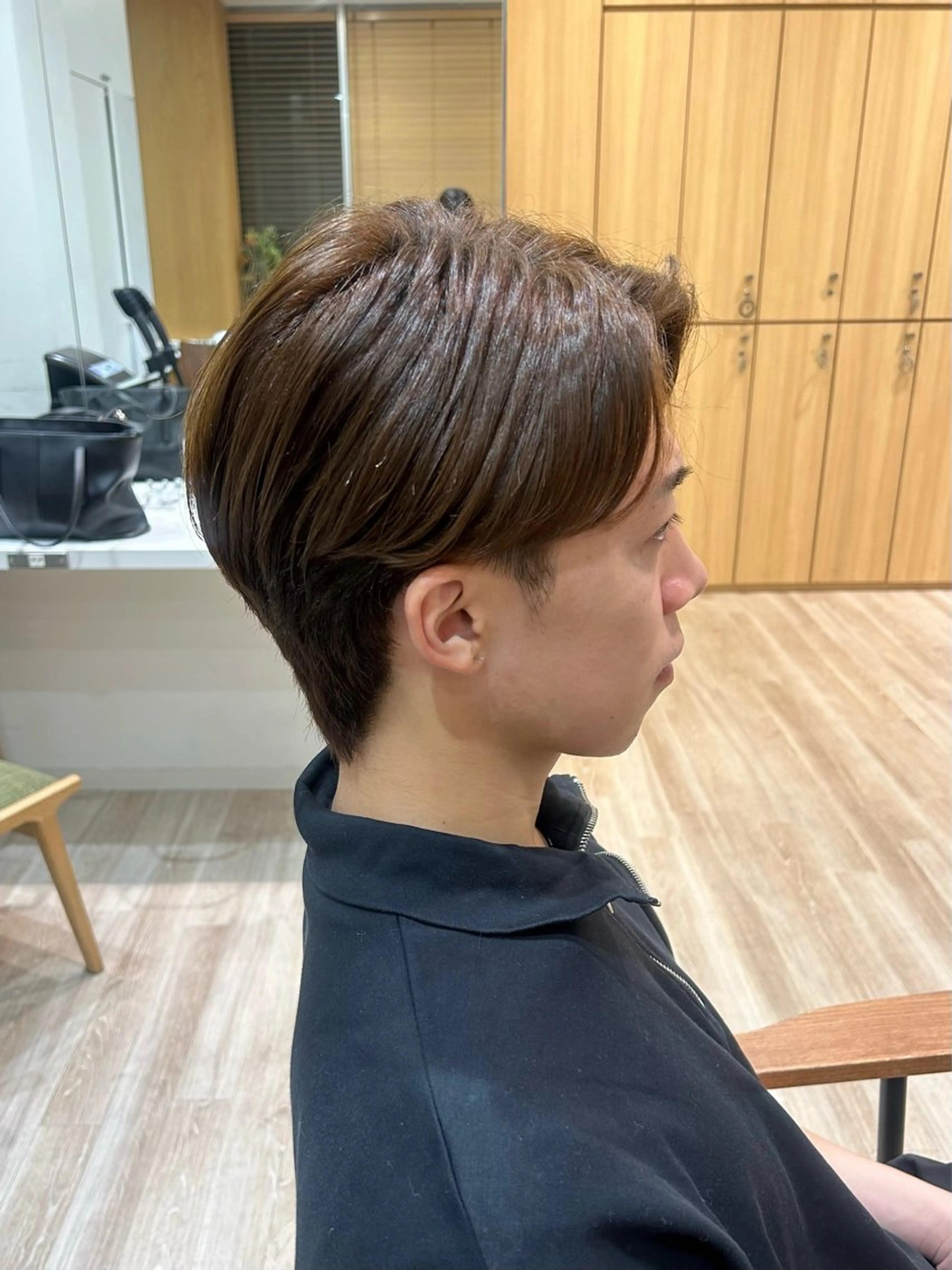 メンズ センターパート 刈り上げ ひな /鶴見BONECCAのヘアスタイル