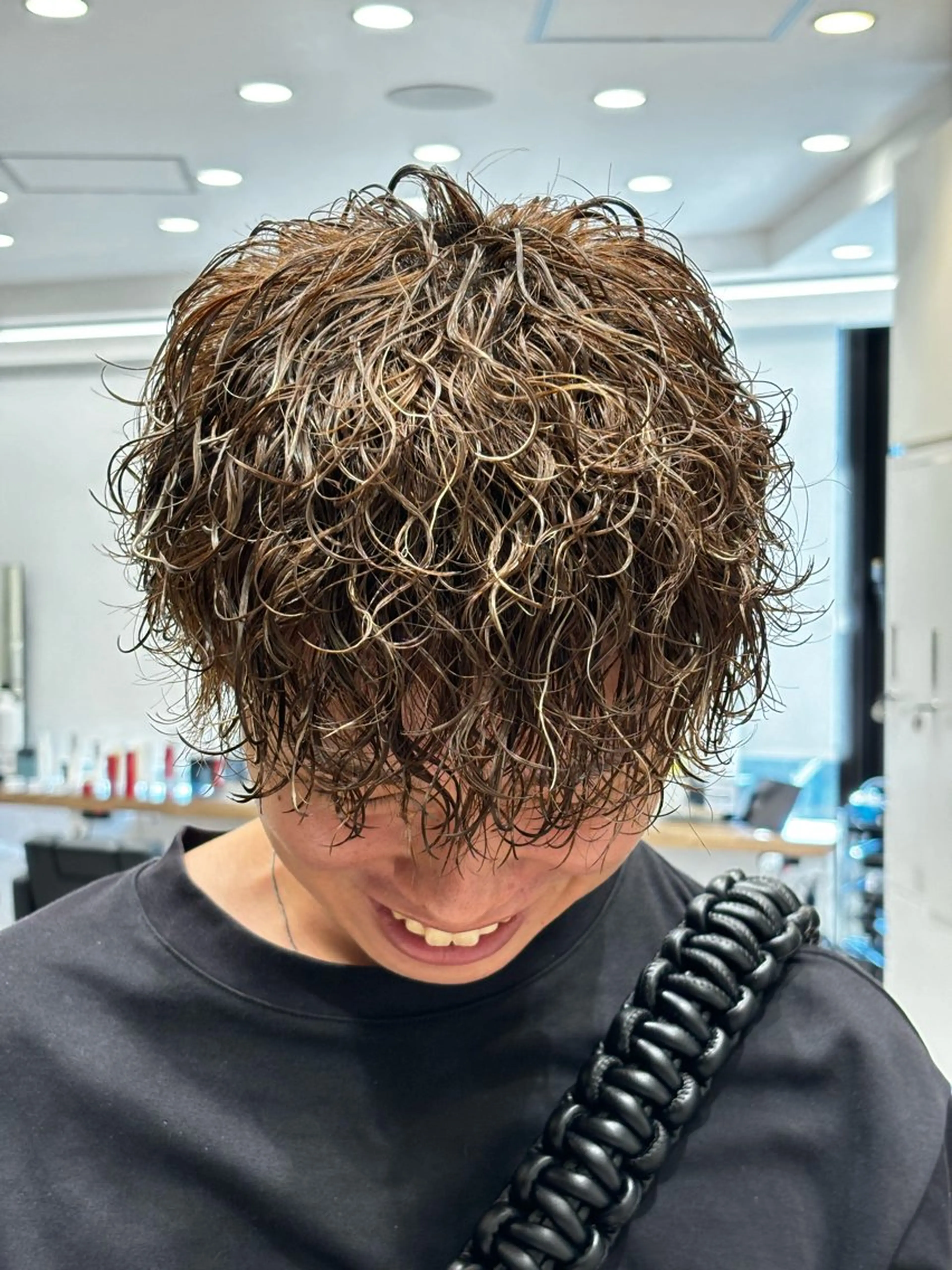 カット波巻きパーマの写真