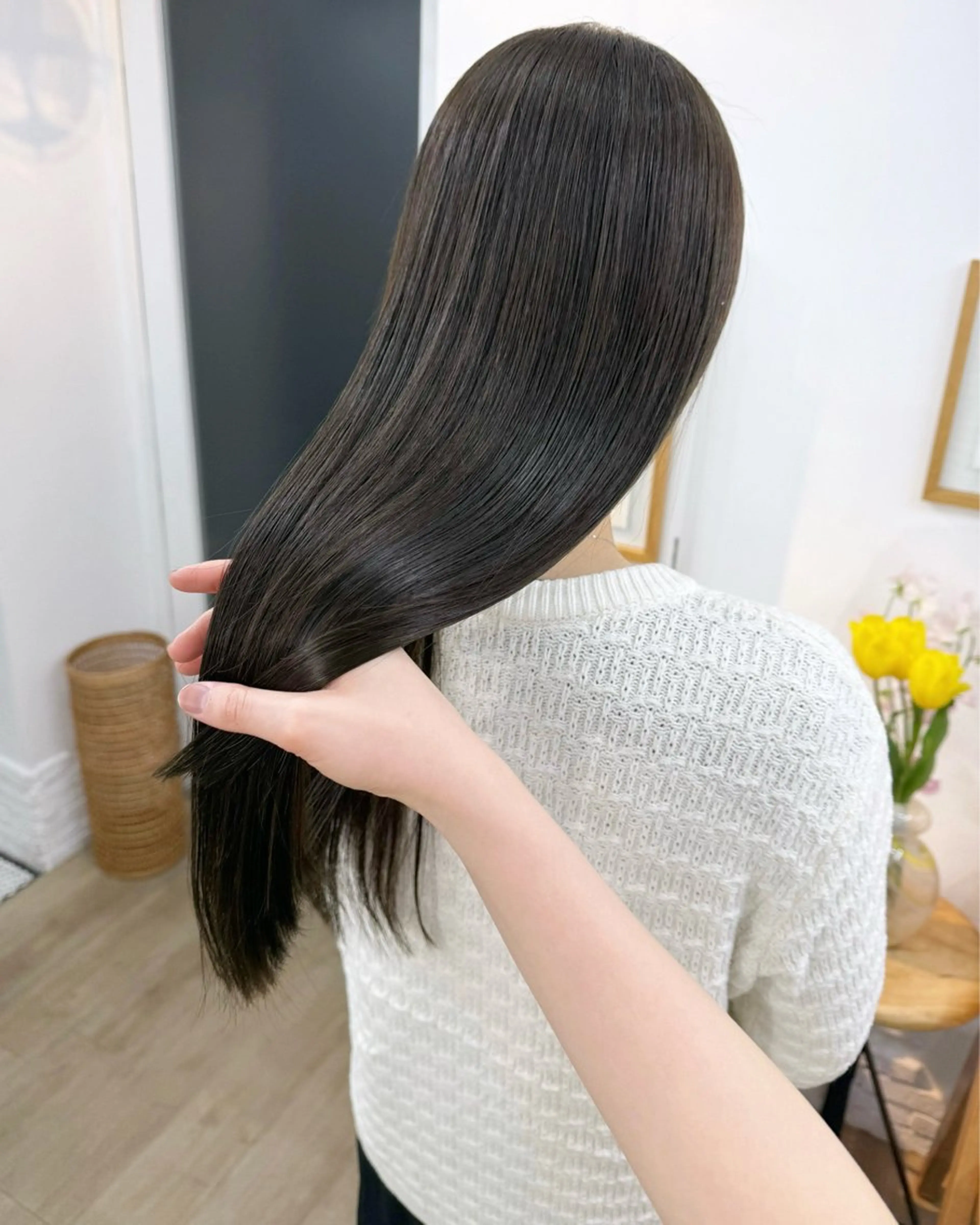 ロング カラー グレージュ イルミナカラー オリーブグレージュ オリーブグレー トリートメント カット ヘアカラー トリートメント あおやぎ ななのヘアスタイル