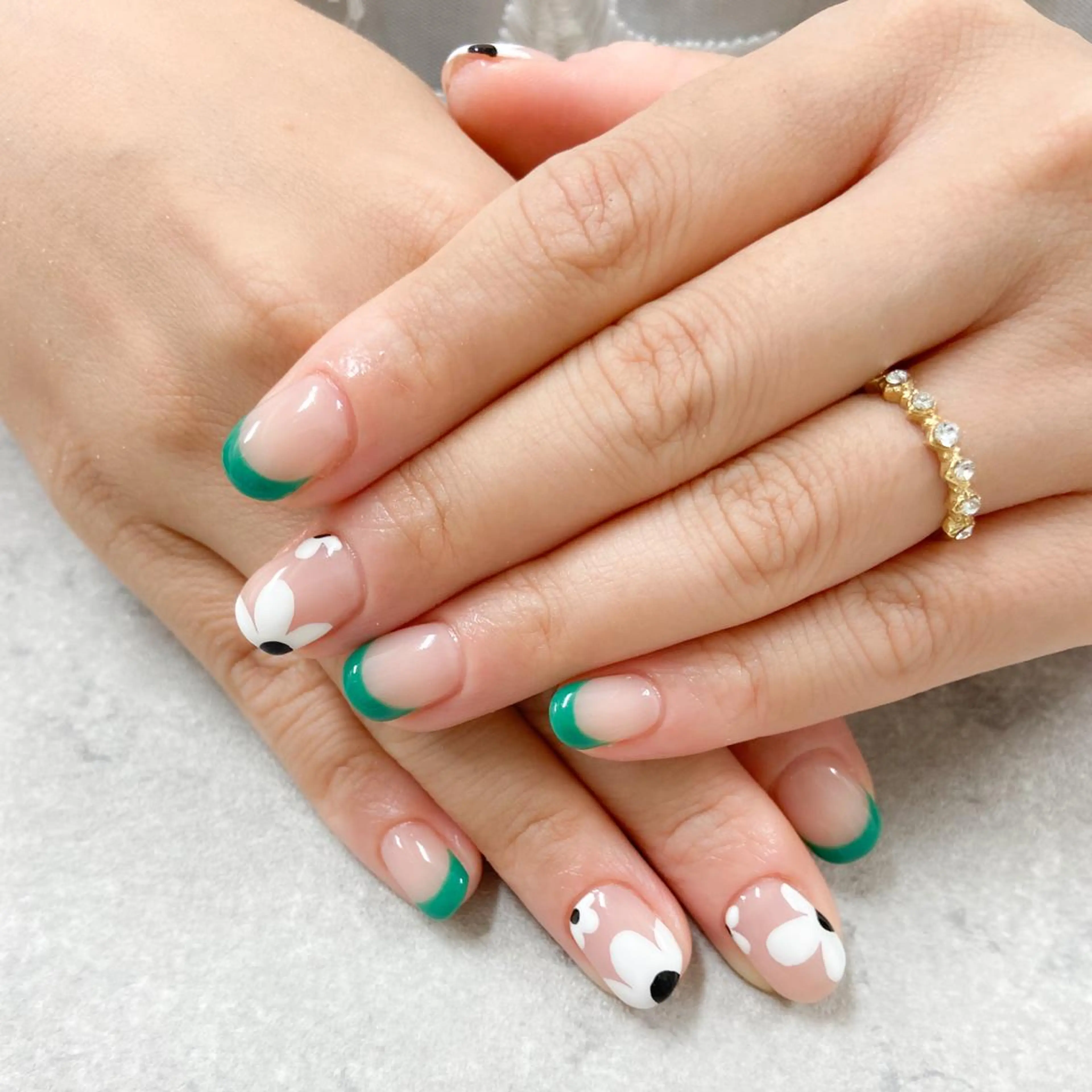 ネイル 黒沢 直子のネイルデザイン