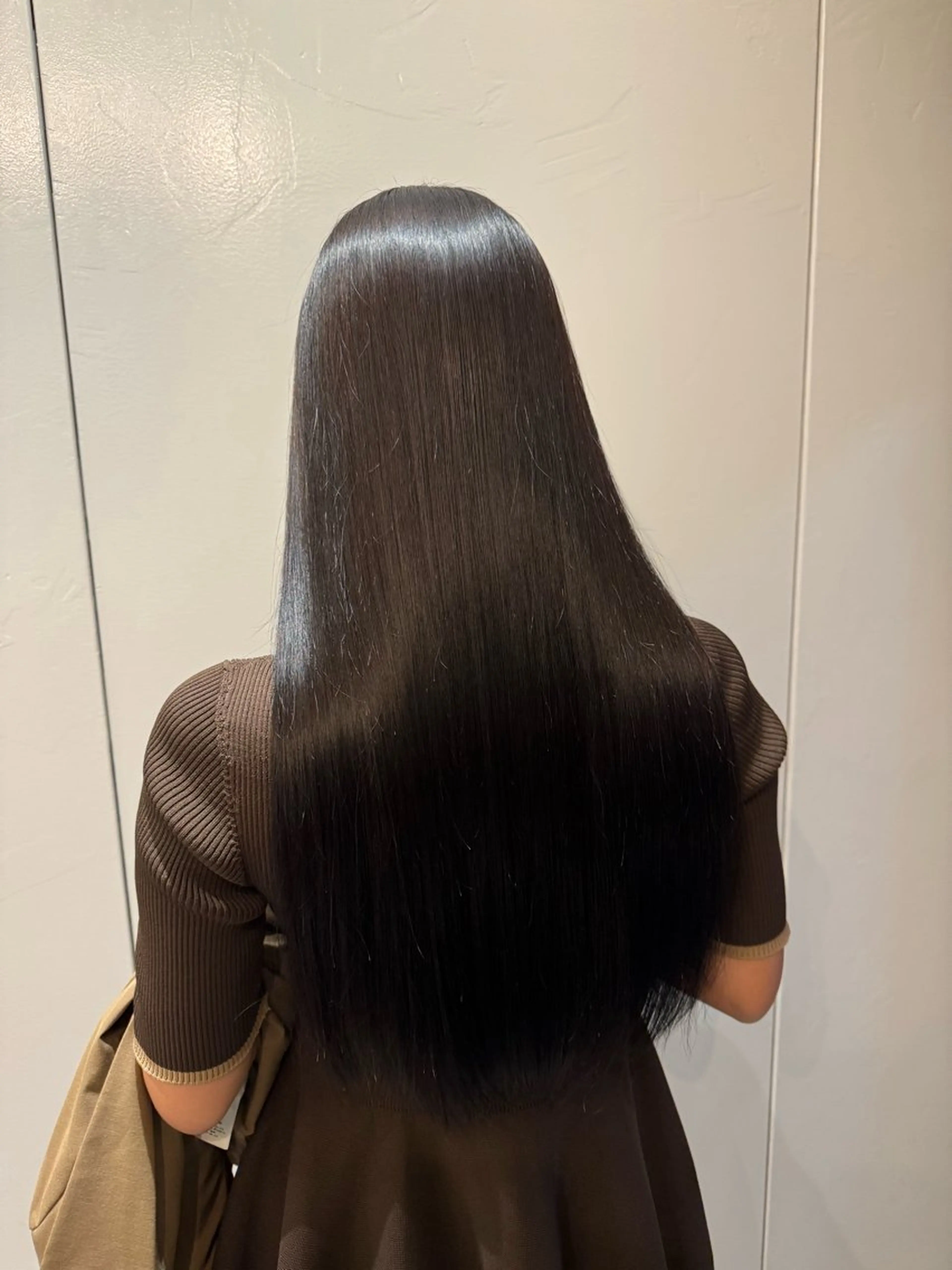 ロング カット ヘアカラー トリートメント 大佐古 陣冶のヘアスタイル