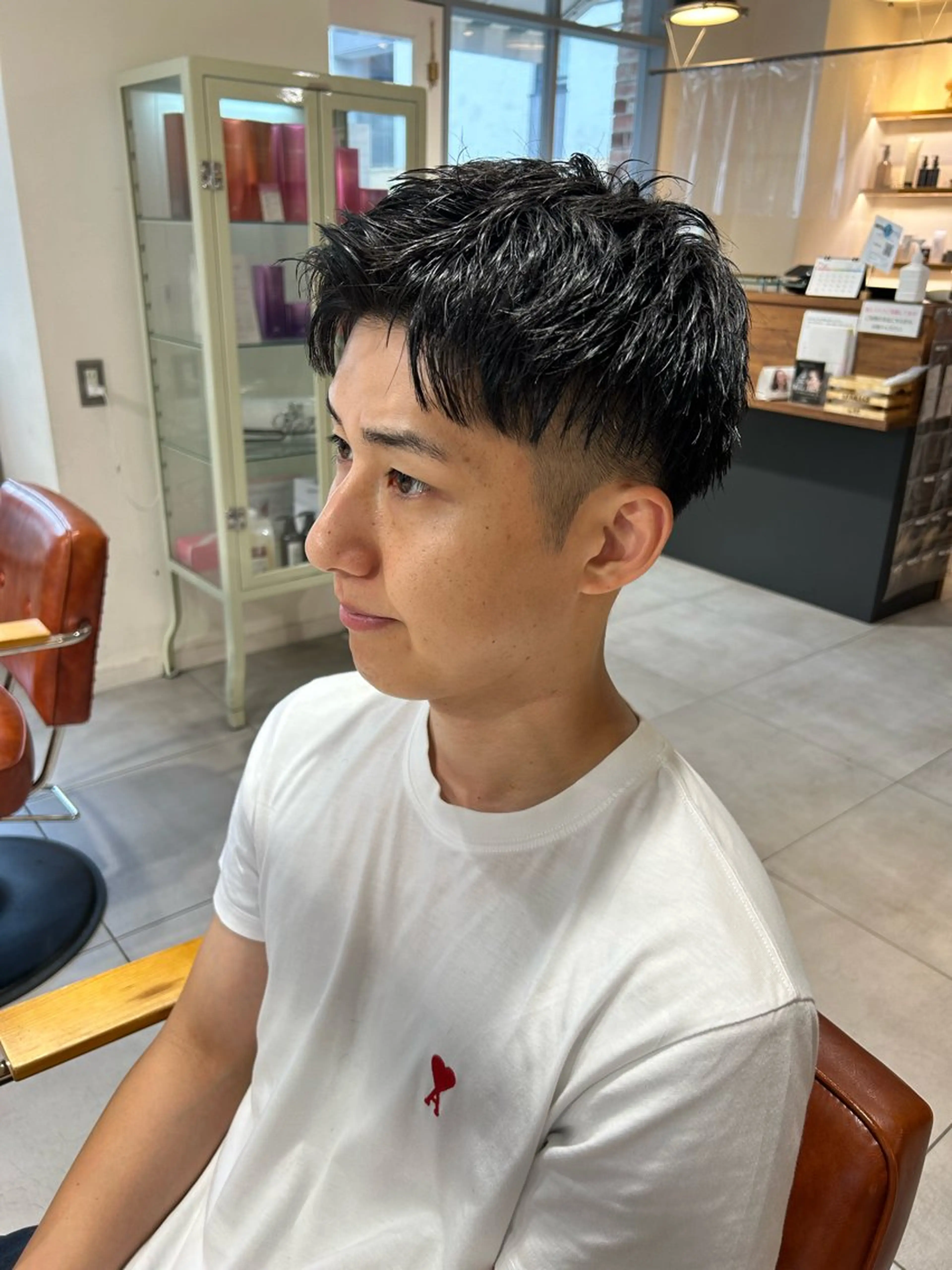 メンズ アップバング 関口 桃花🌷 暖色カラーのヘアスタイル