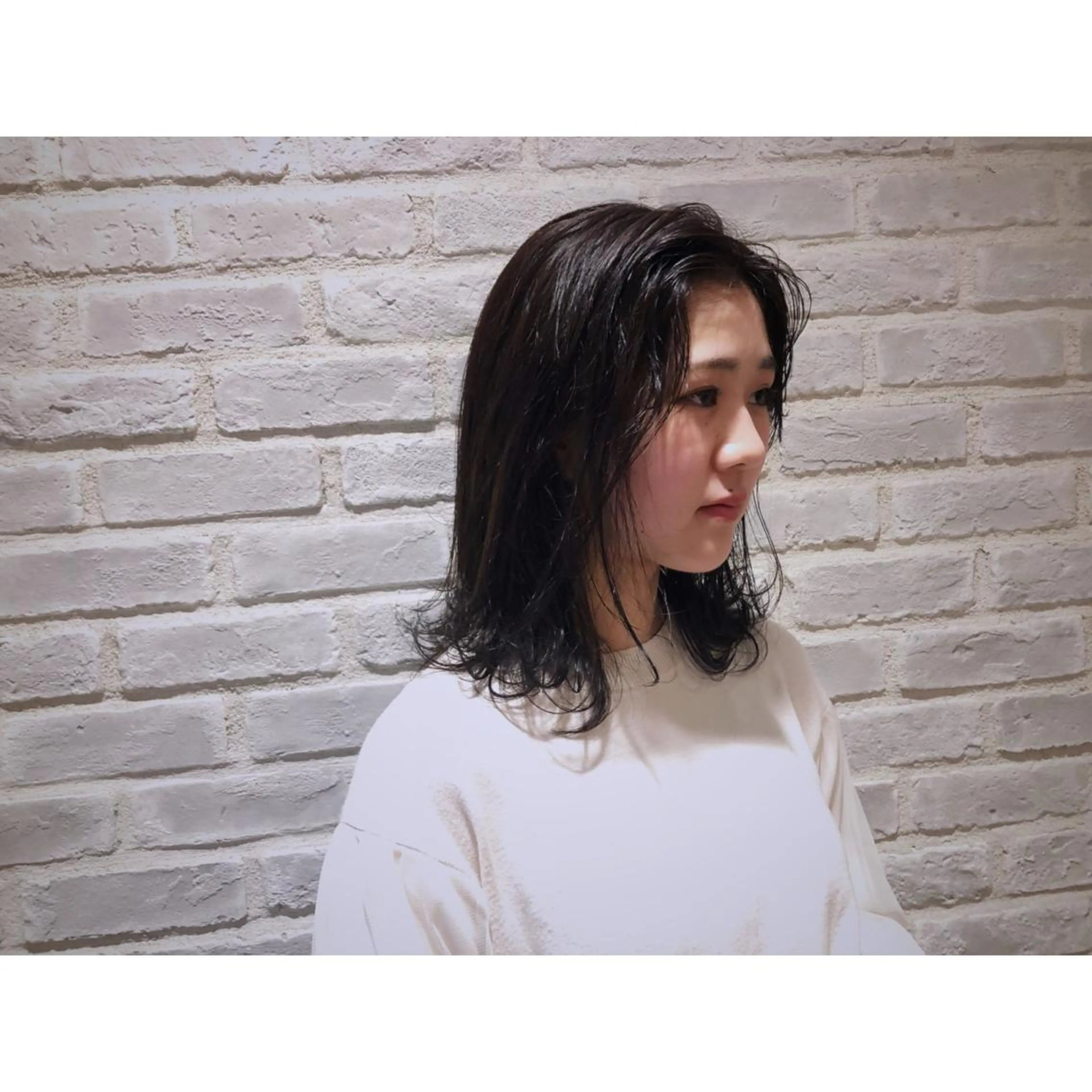 ミディアム カラー パーマ ヘアアレンジ 藤井 菜緒のヘアスタイル