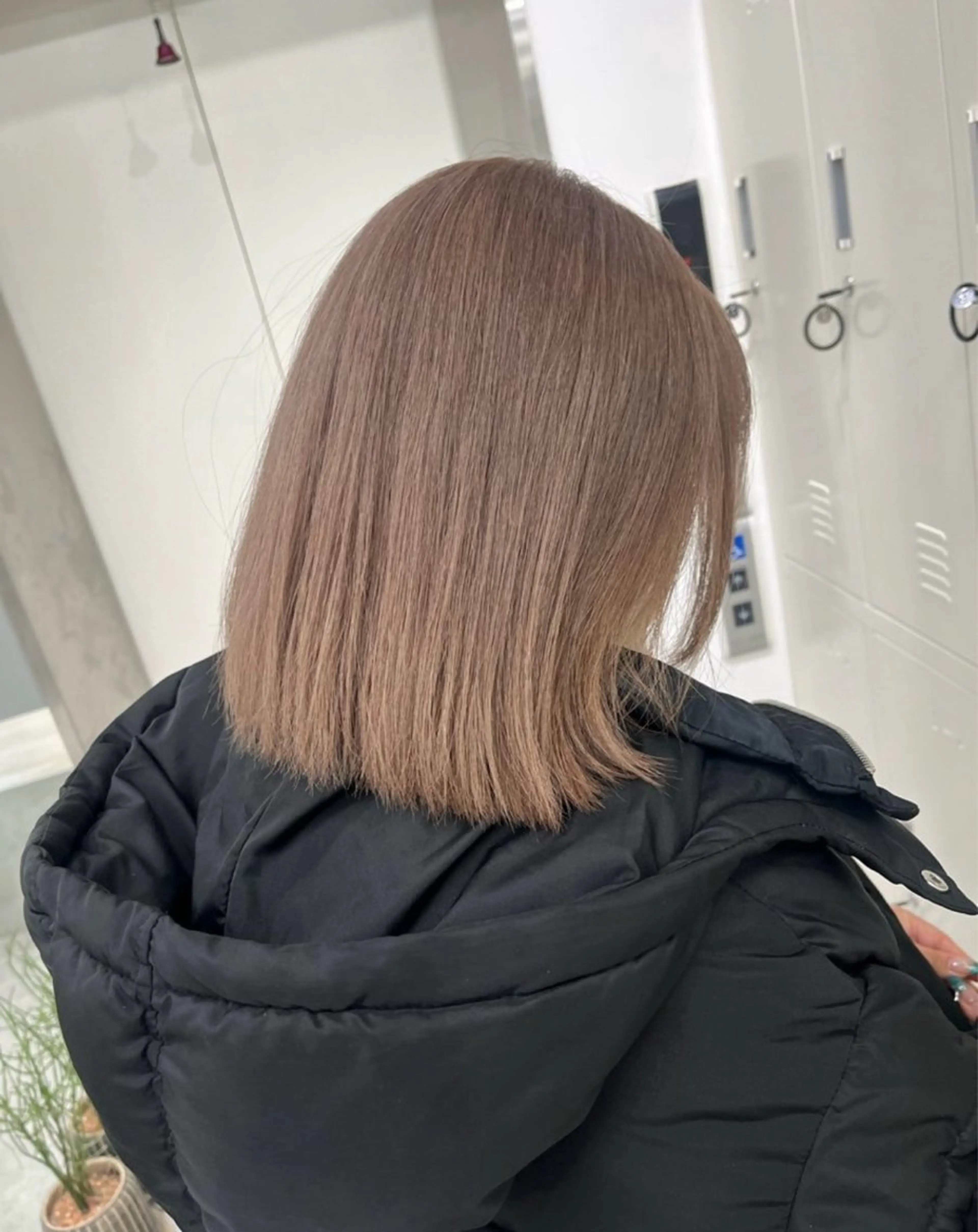 ショート カラー ブラウンカラー ハイトーンカラー ミルクティーブラウン 🩷hair salon dot. tokyo color 🩷所属・ハイトーンカラー ⌇Hao 🎀✮のヘアスタイル