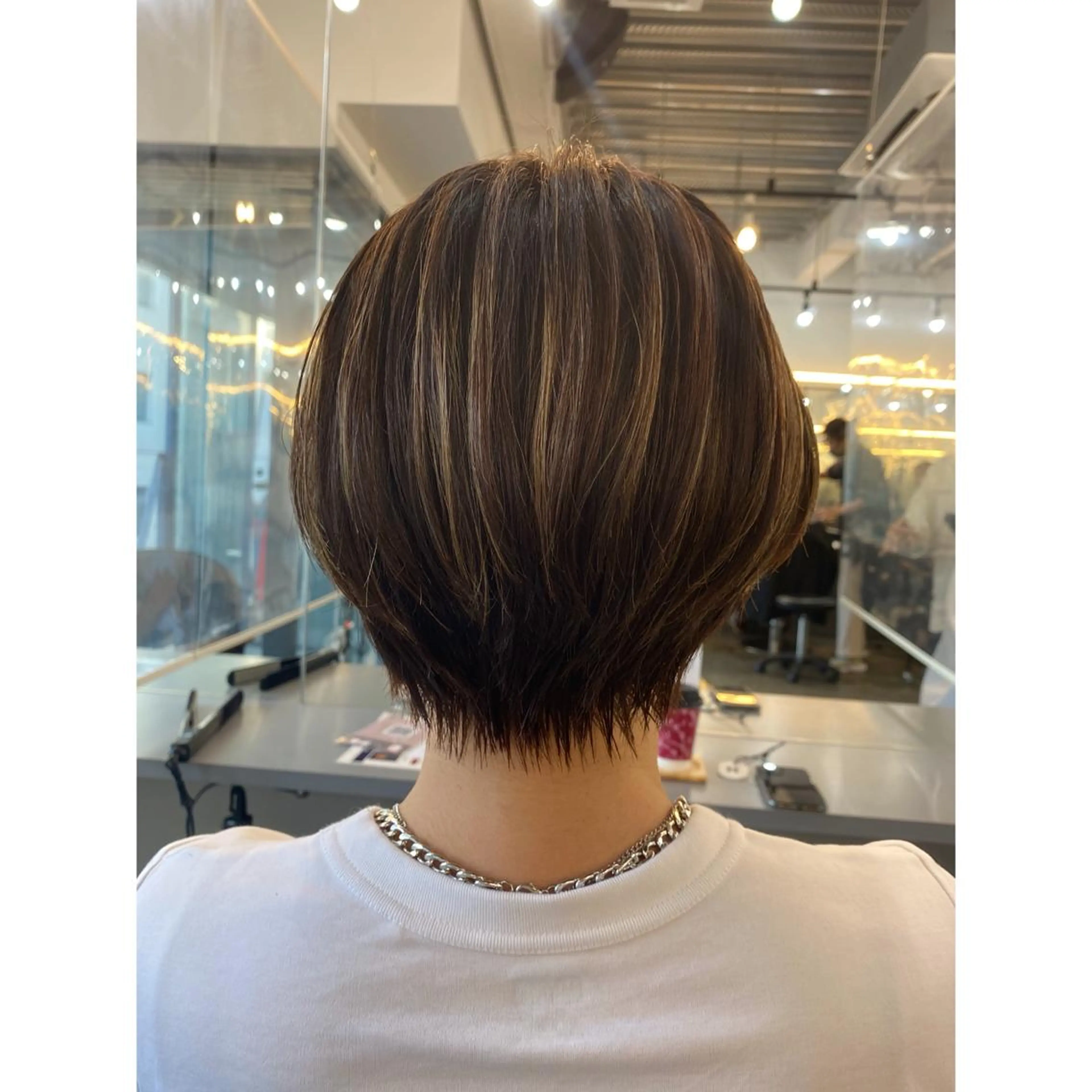 ショート ショートボブ 丸みショート ボブ ハイライト ショートヘア ボブ/ぱつっとボブ/ 谷口 海星のヘアスタイル