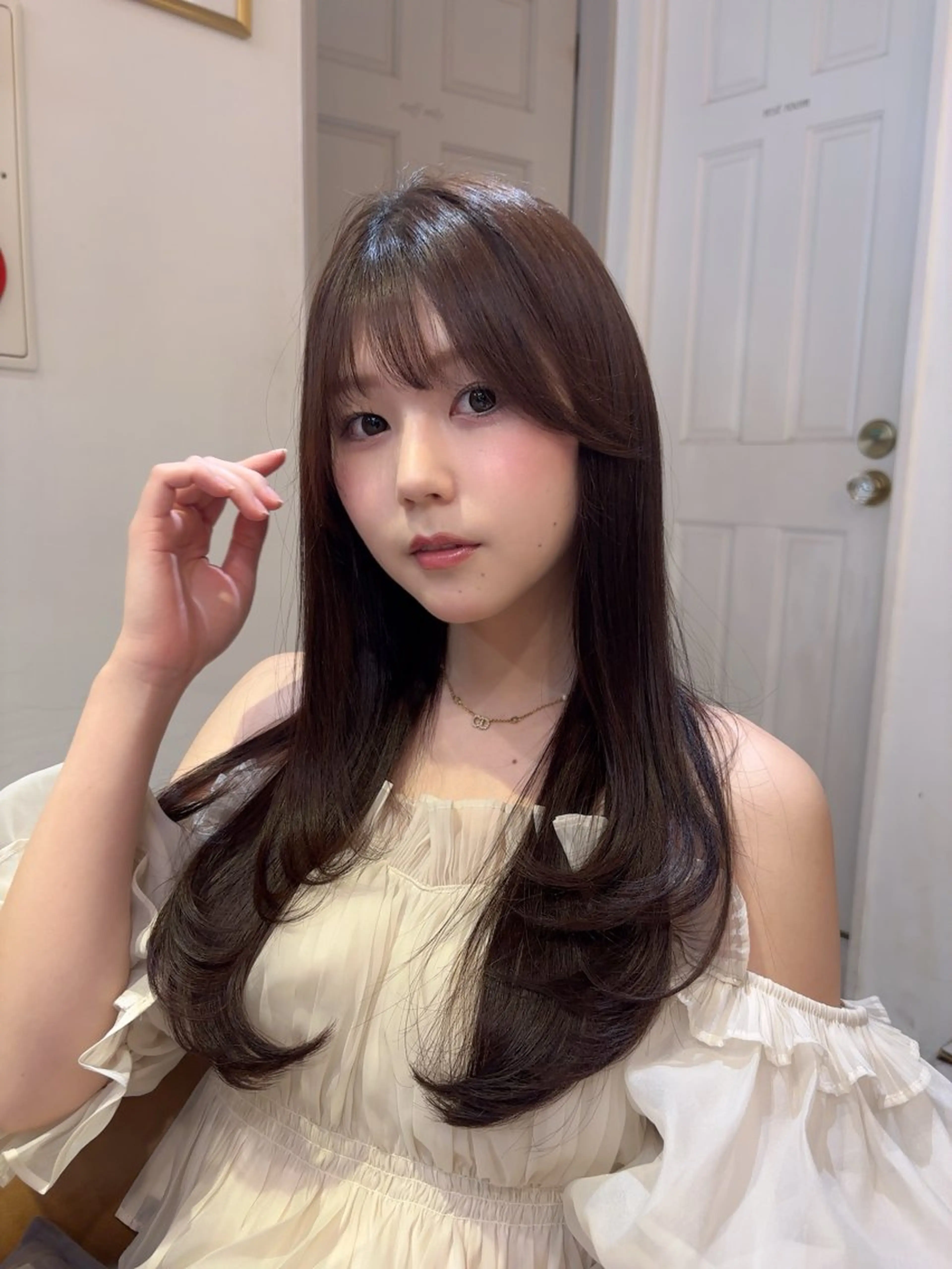 【🎁迷ったらコレ！人気No.1️⃣🏆】【カット/透明感カラー/システムトリートメント】つやつや！サラサラになります！の写真
