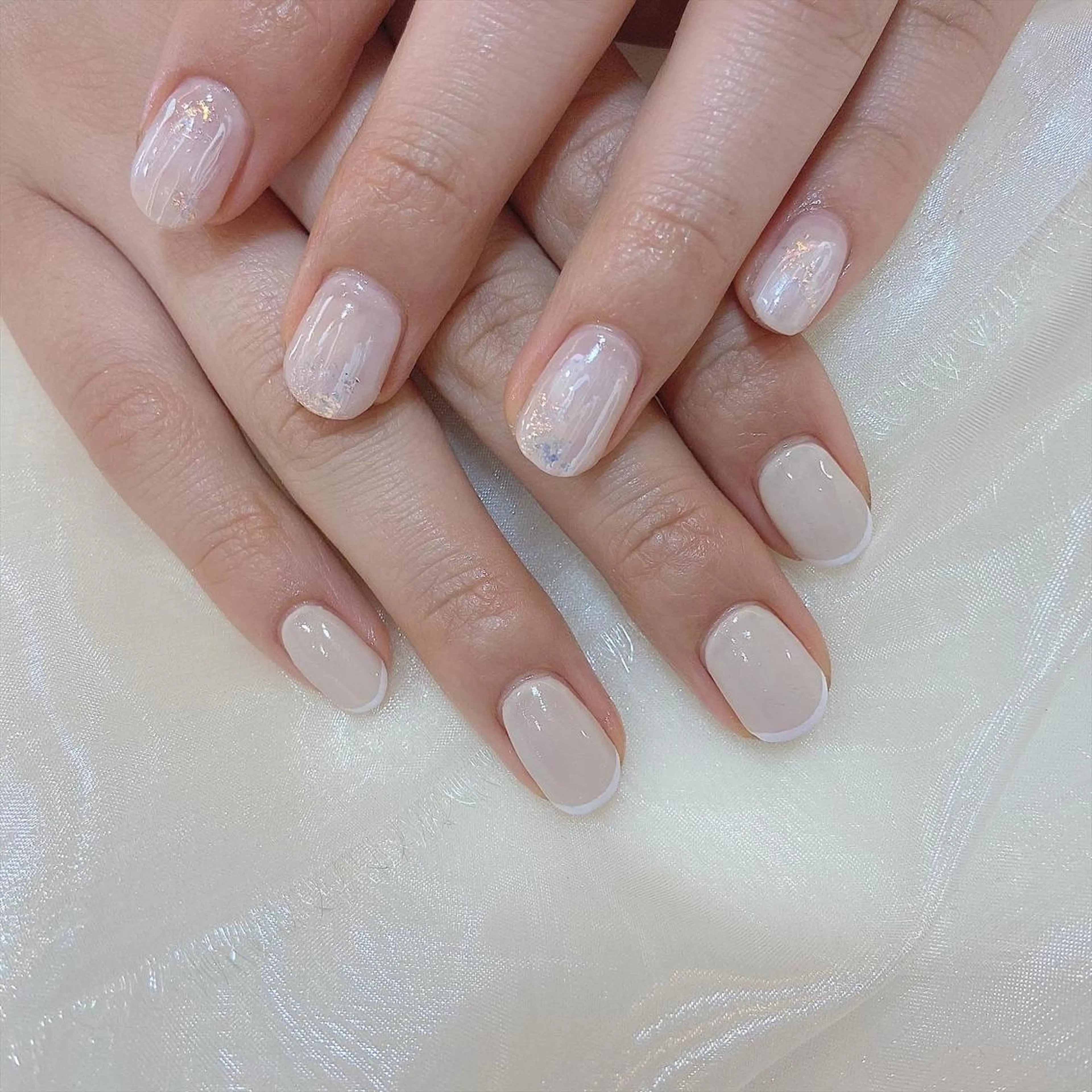 ネイル フレンチネイル ニュアンスネイル ハンドネイル 𝕄𝕚𝕪𝕦🤍 自由が丘⌇パラジェルのネイルデザイン