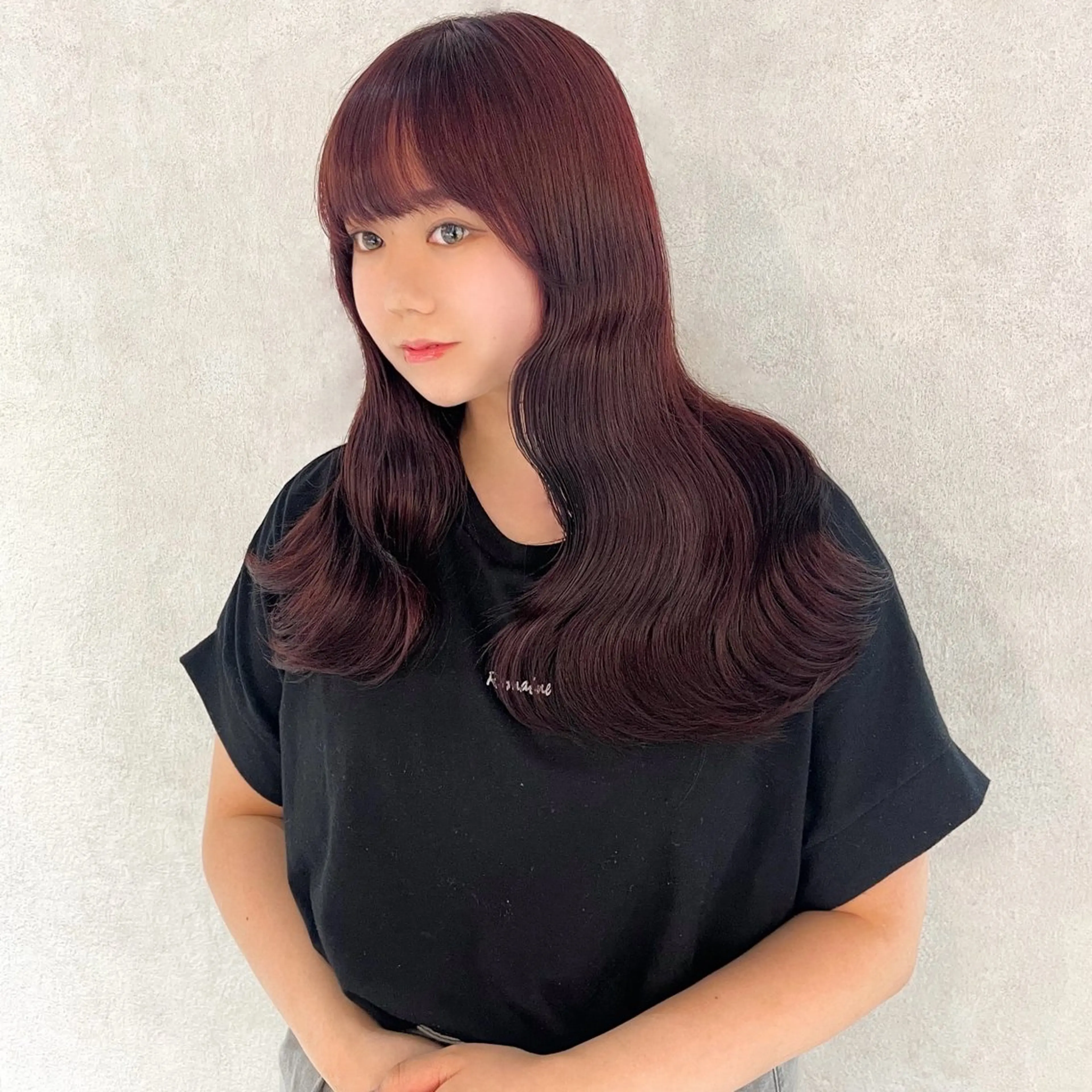 セミロング カラー レッドカラー レイヤー/暖色/ ミルクティー/マリアのヘアスタイル