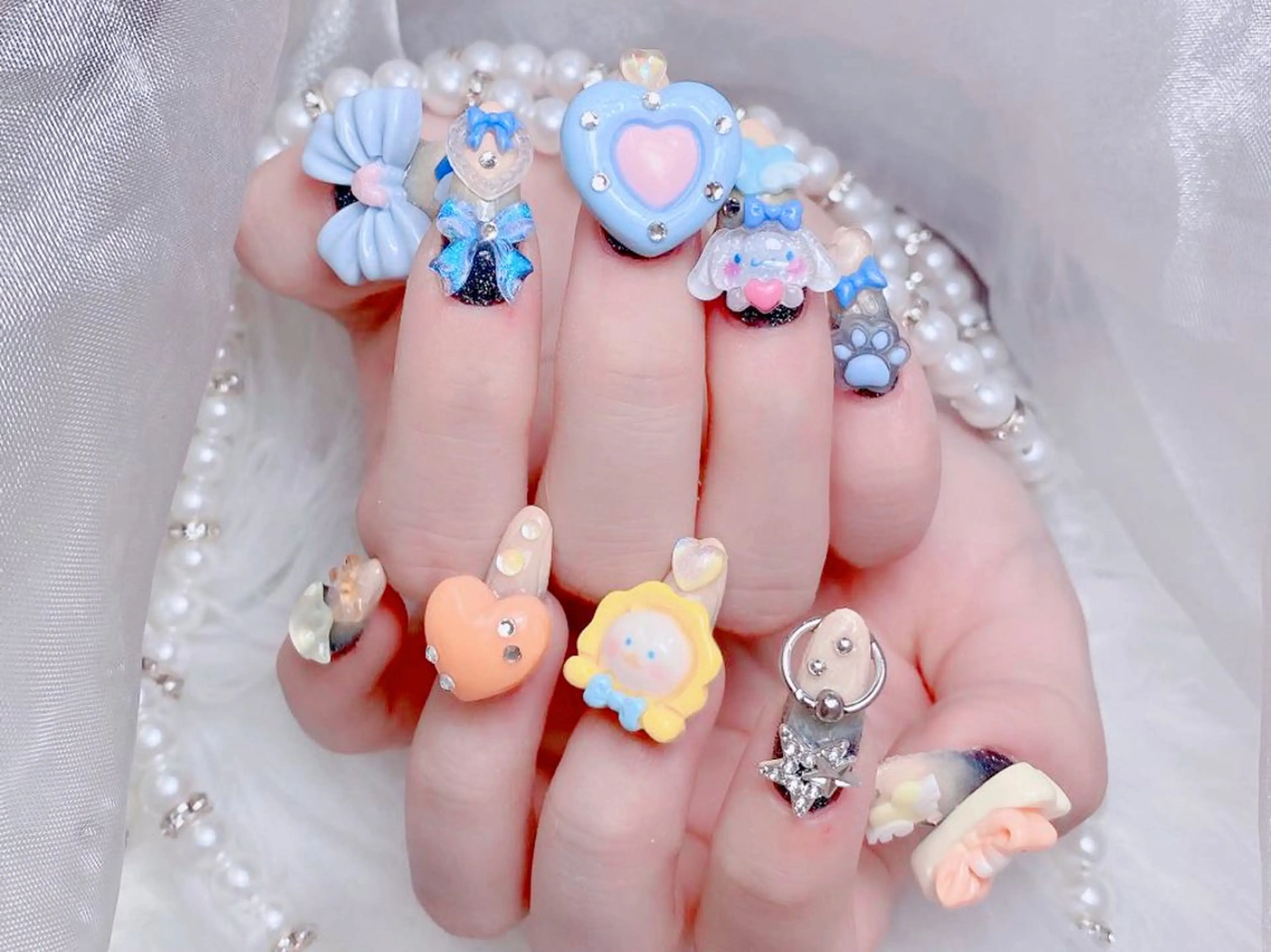 ネイル 成人式 ジェルネイル ロングネイル マグネットネイル ミディアムネイル ハンドネイル Momoa nail salon所属・MoMoA Nail ネイル長さ出し専門店のネイルデザイン