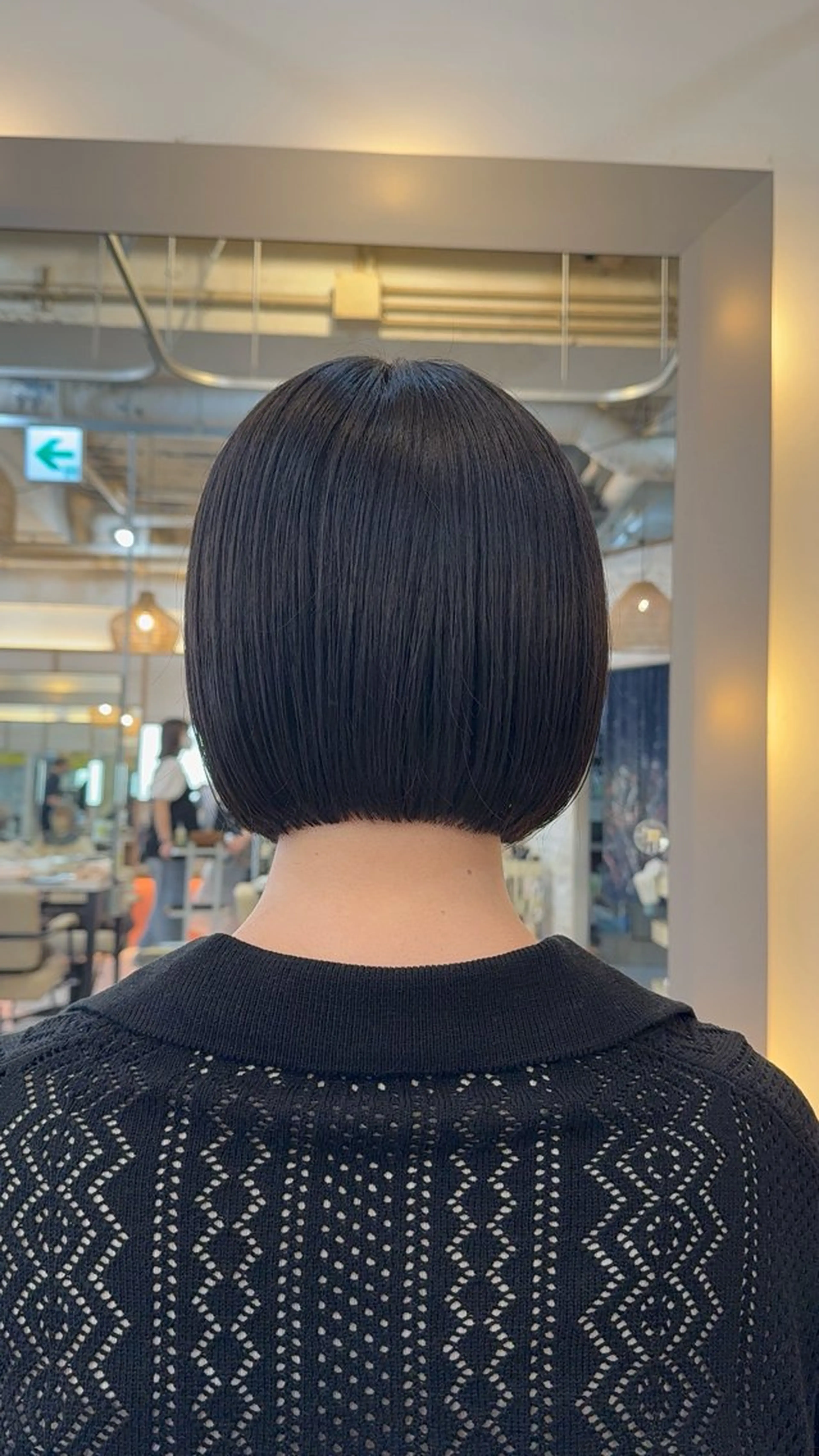 ショート ボブ カット オカノ トシヤのヘアスタイル