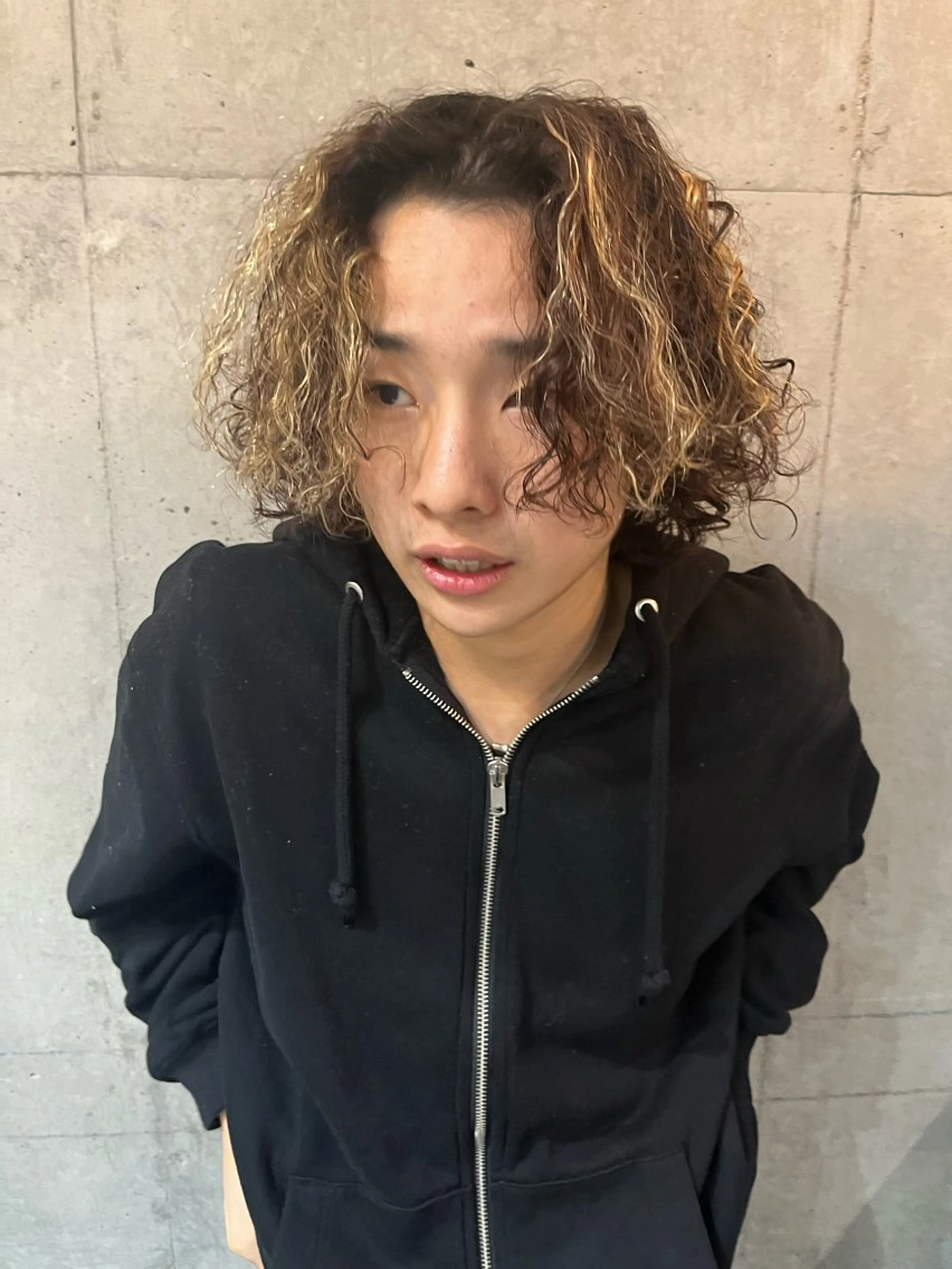 メンズ カット パーマ レイヤーカット\ウル フ　chinatsuのヘアスタイル