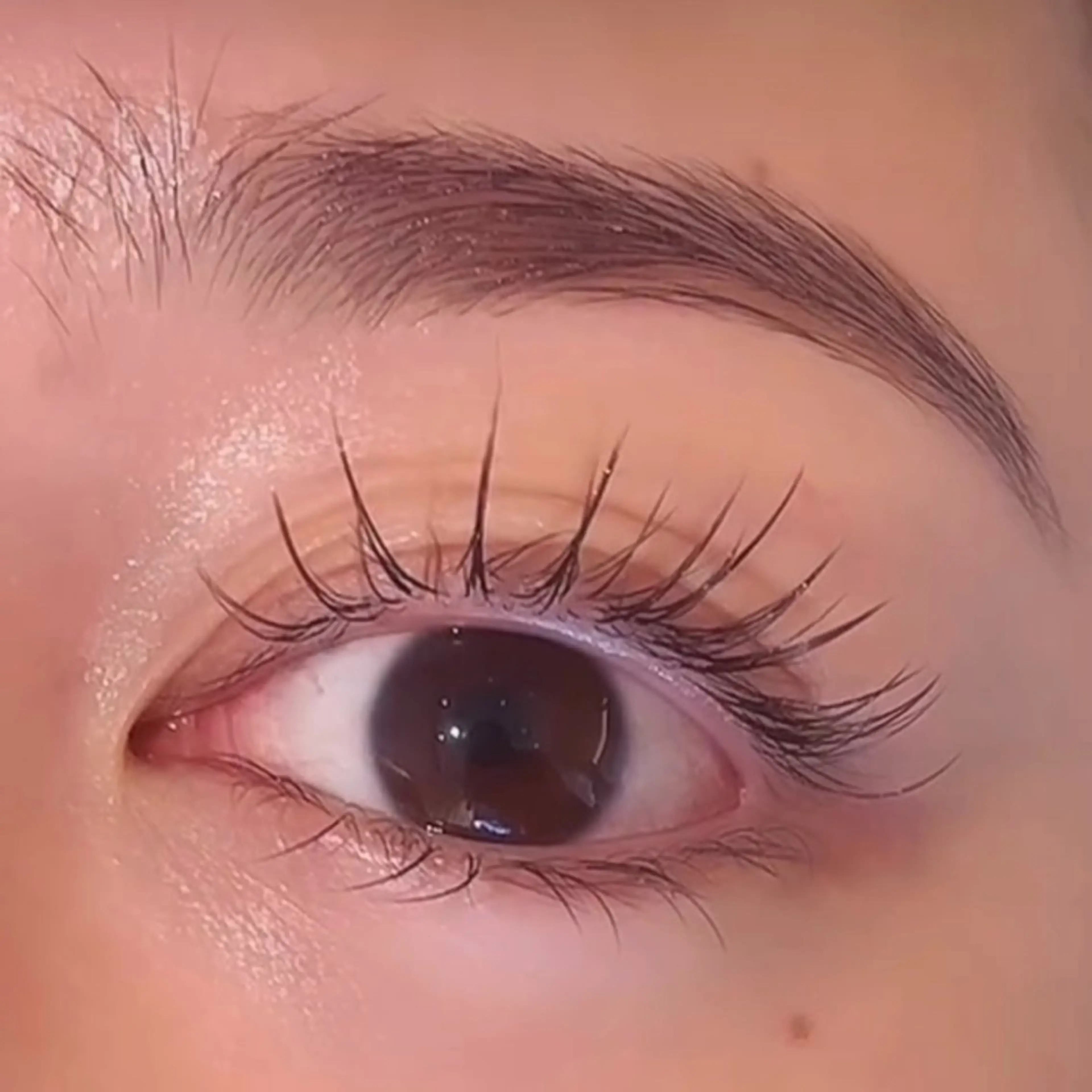 マツエク・マツパ nail&eyelash Nina 代官山店所属・緒方 海妃の眉毛・アイブロウイメージ