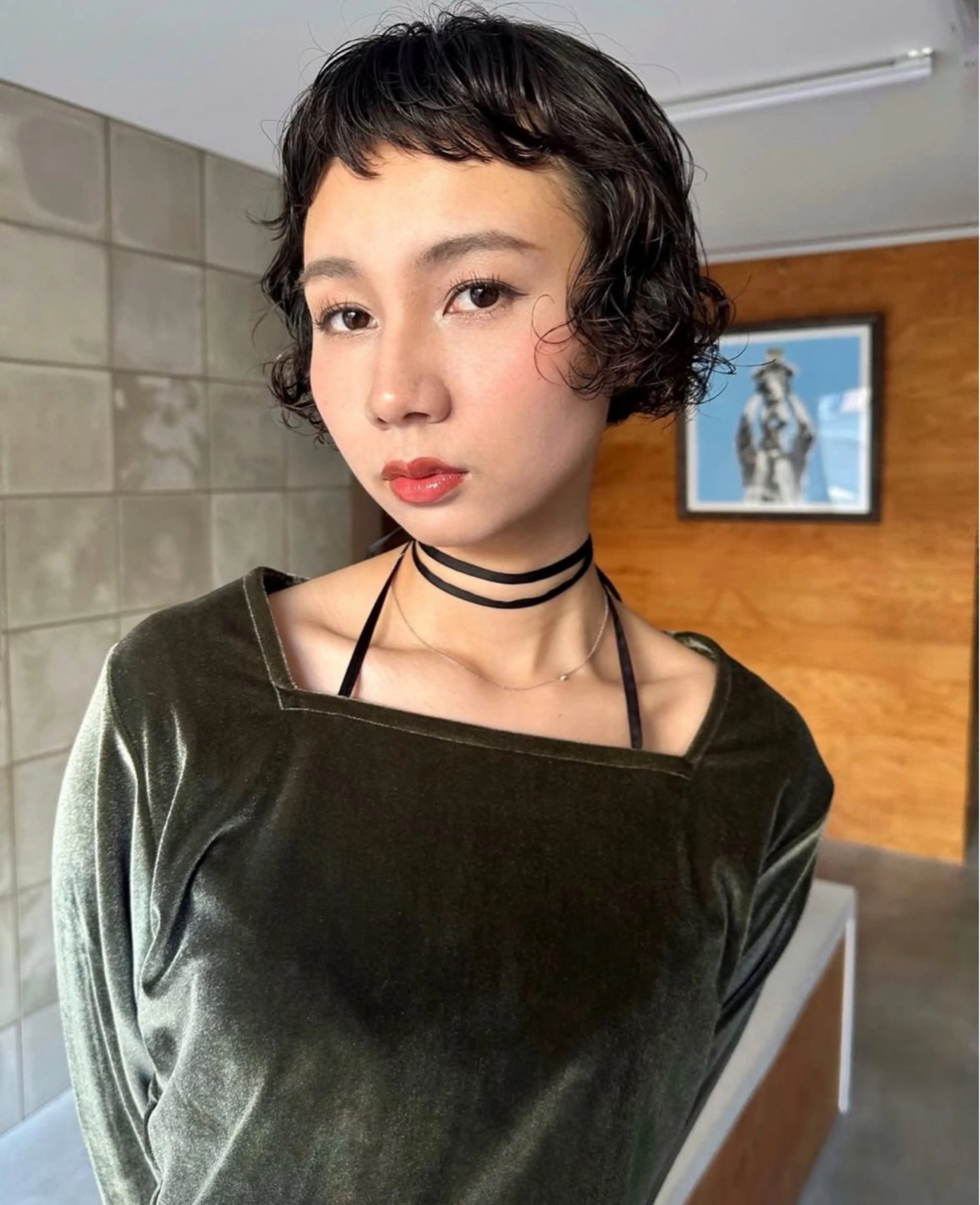 ショート パーマ ボブ オン眉 ニュアンスパーマ カット パーマ トリートメント 榛地 渉馬のヘアスタイル