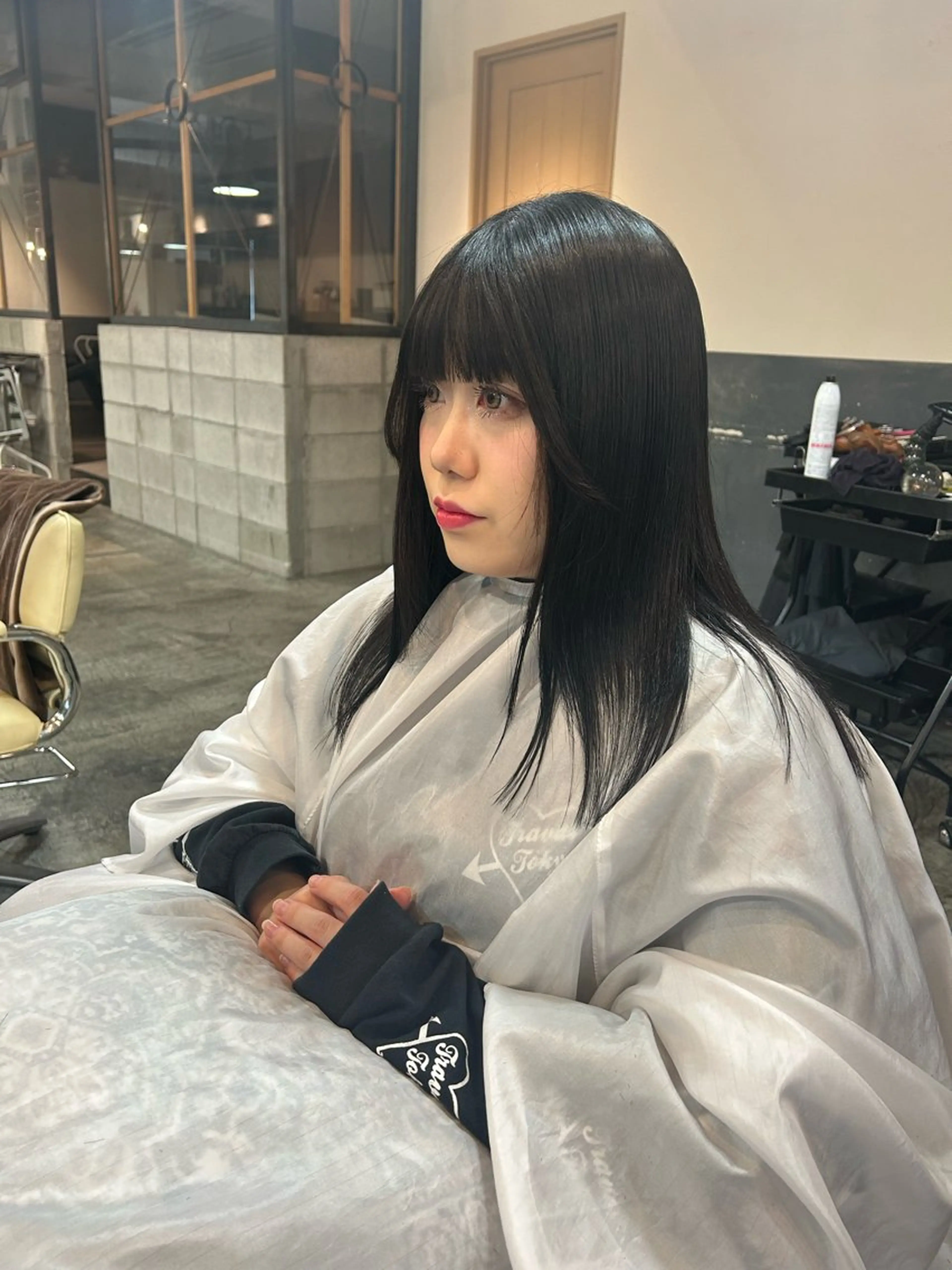 ロング カラー 黒髪 カット ヘアカラー 丸みショート /nagisaのヘアスタイル