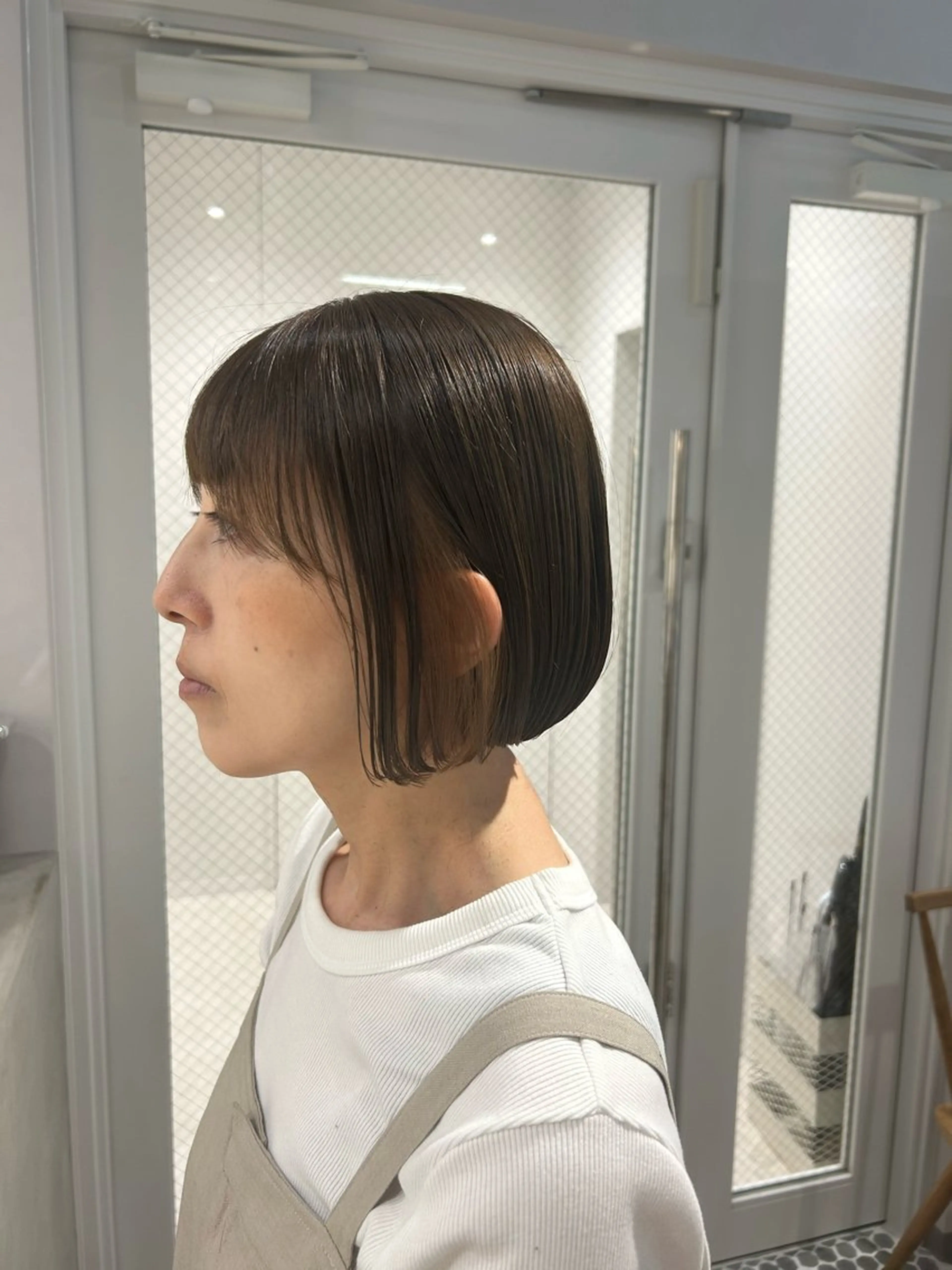 ショート ボブ カット ヘアカラー トリートメント SALOWIN栄 三丁目 木戸里実のヘアスタイル