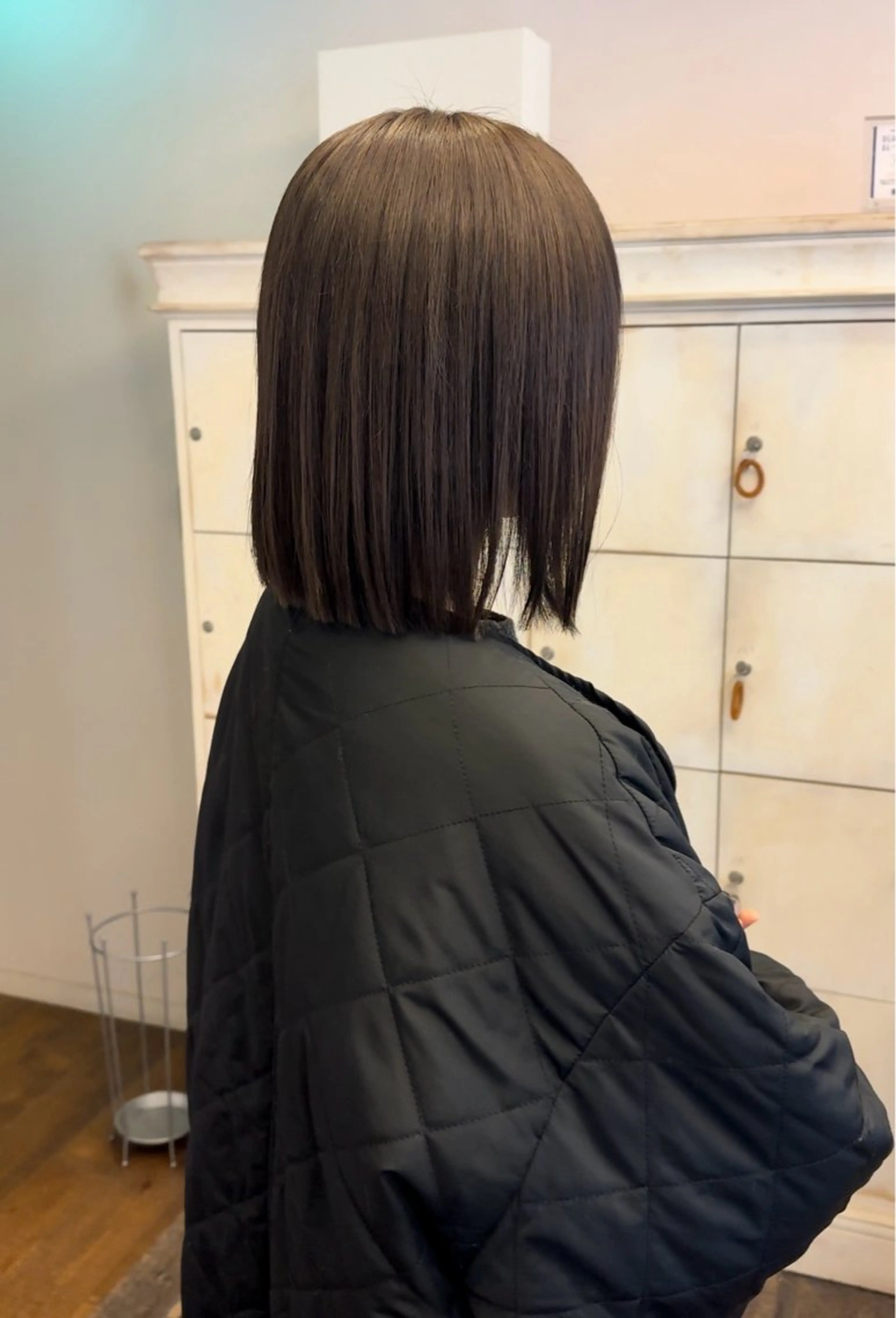 ミディアム 切りっぱなしボブ ボブ 外ハネヘア La tienne igrek所属・髪質改善🪞 川村恵理華のヘアスタイル