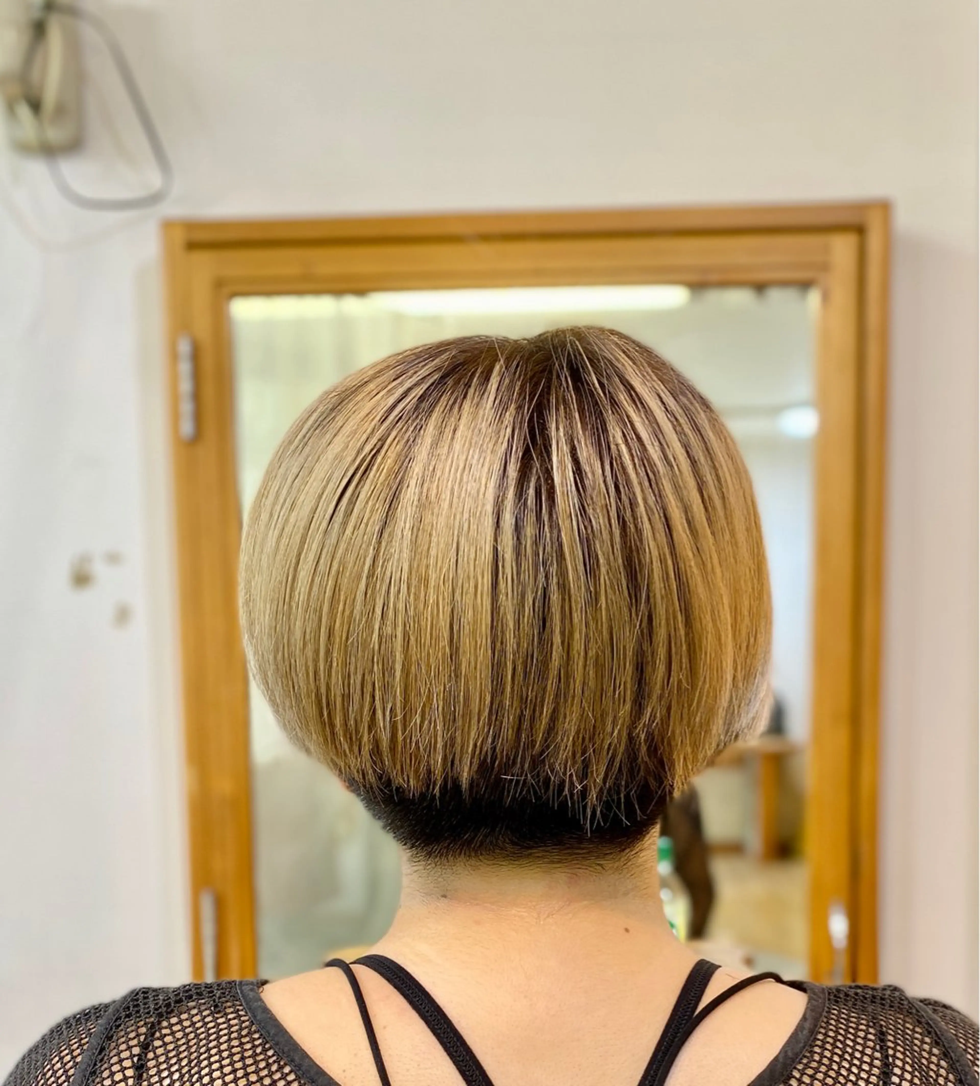 ショート カラー CRADLE Takeuchiのヘアスタイル