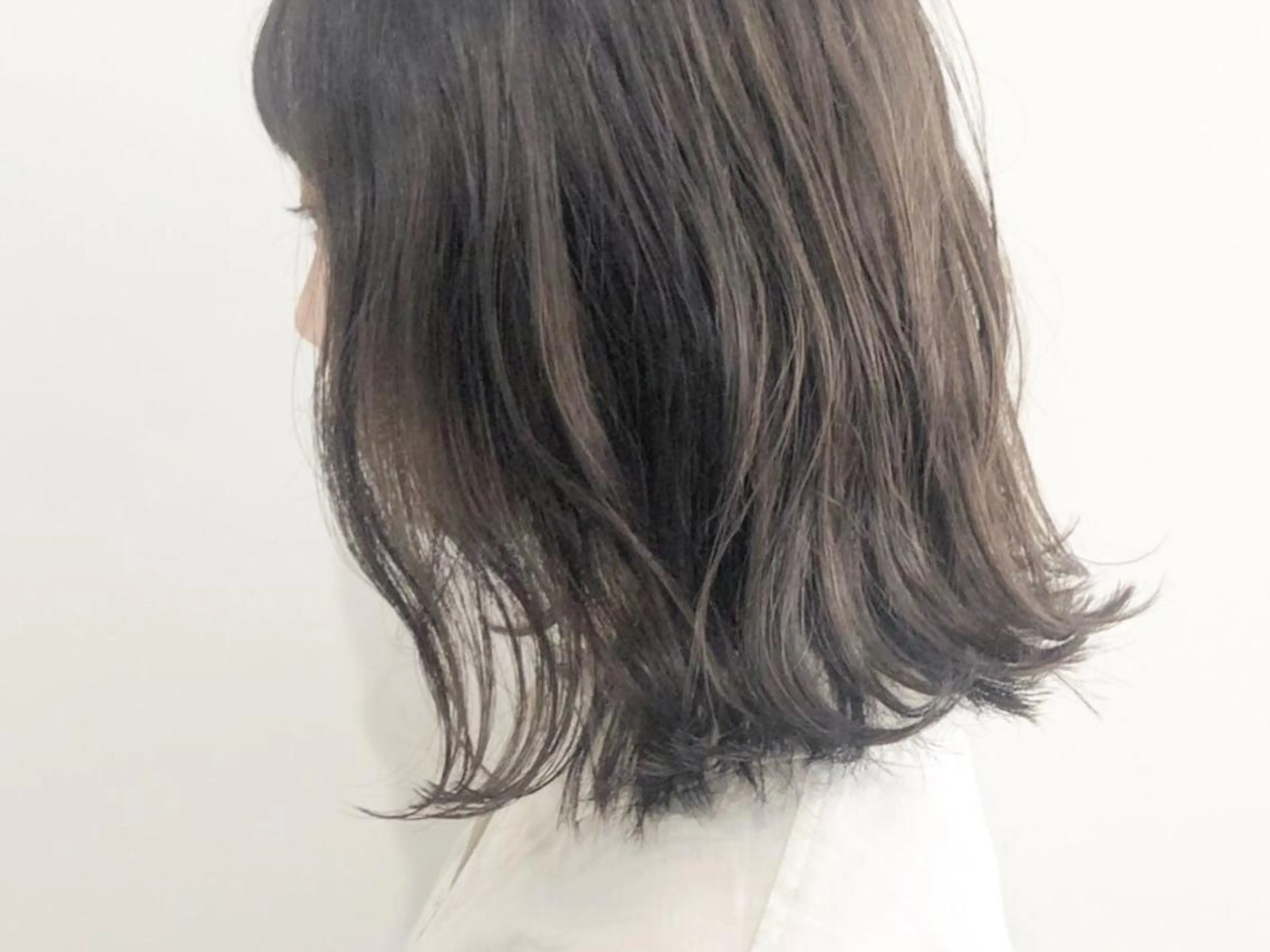 ミディアム カラー パーマ ヘアアレンジ ネイル マツエク・マツパ 川野 彩海のヘアスタイル
